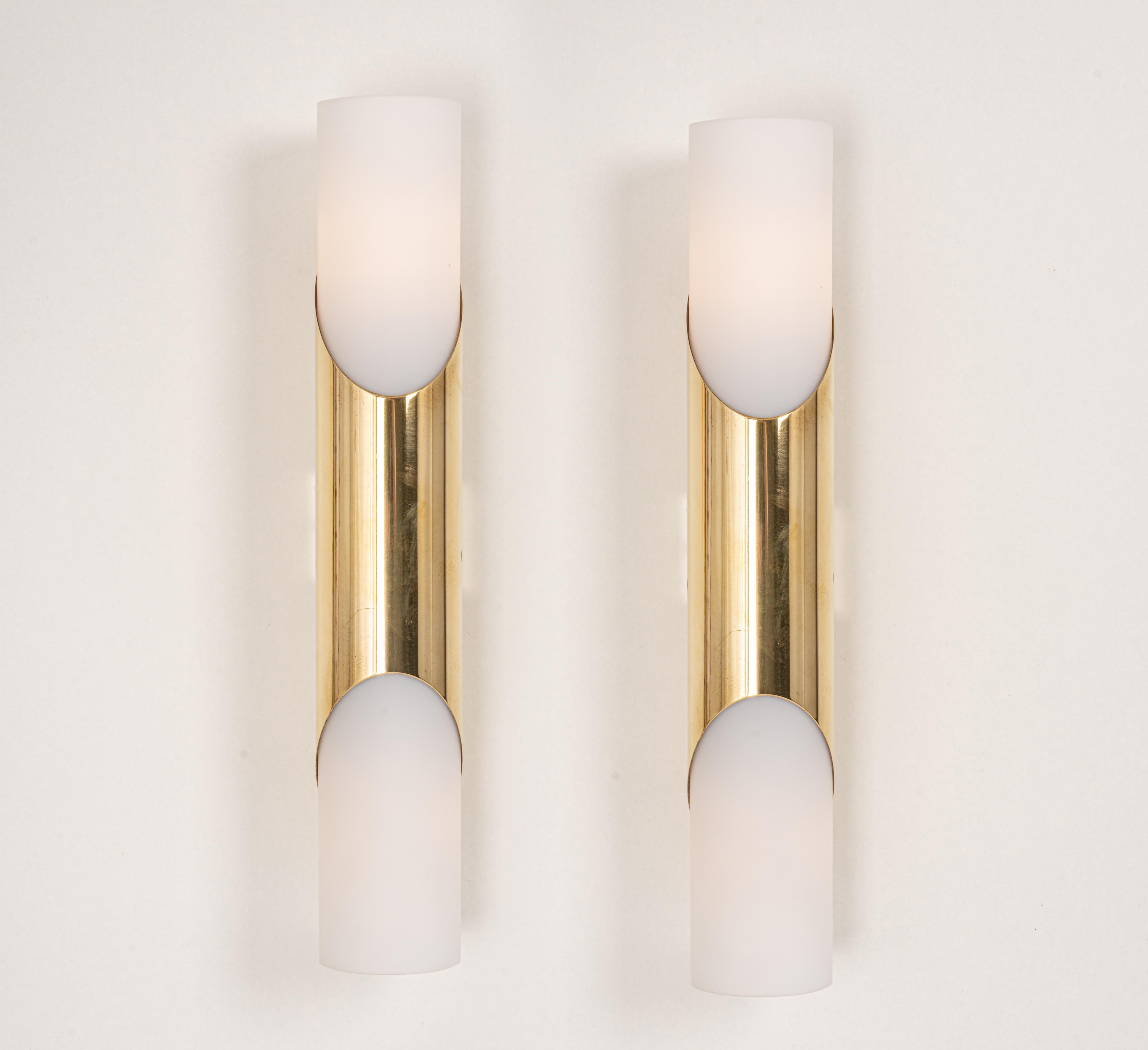 Pair of Wall Sconces or Wall Lights in the Style of RAAK, Germany, 1970 For Sale 4