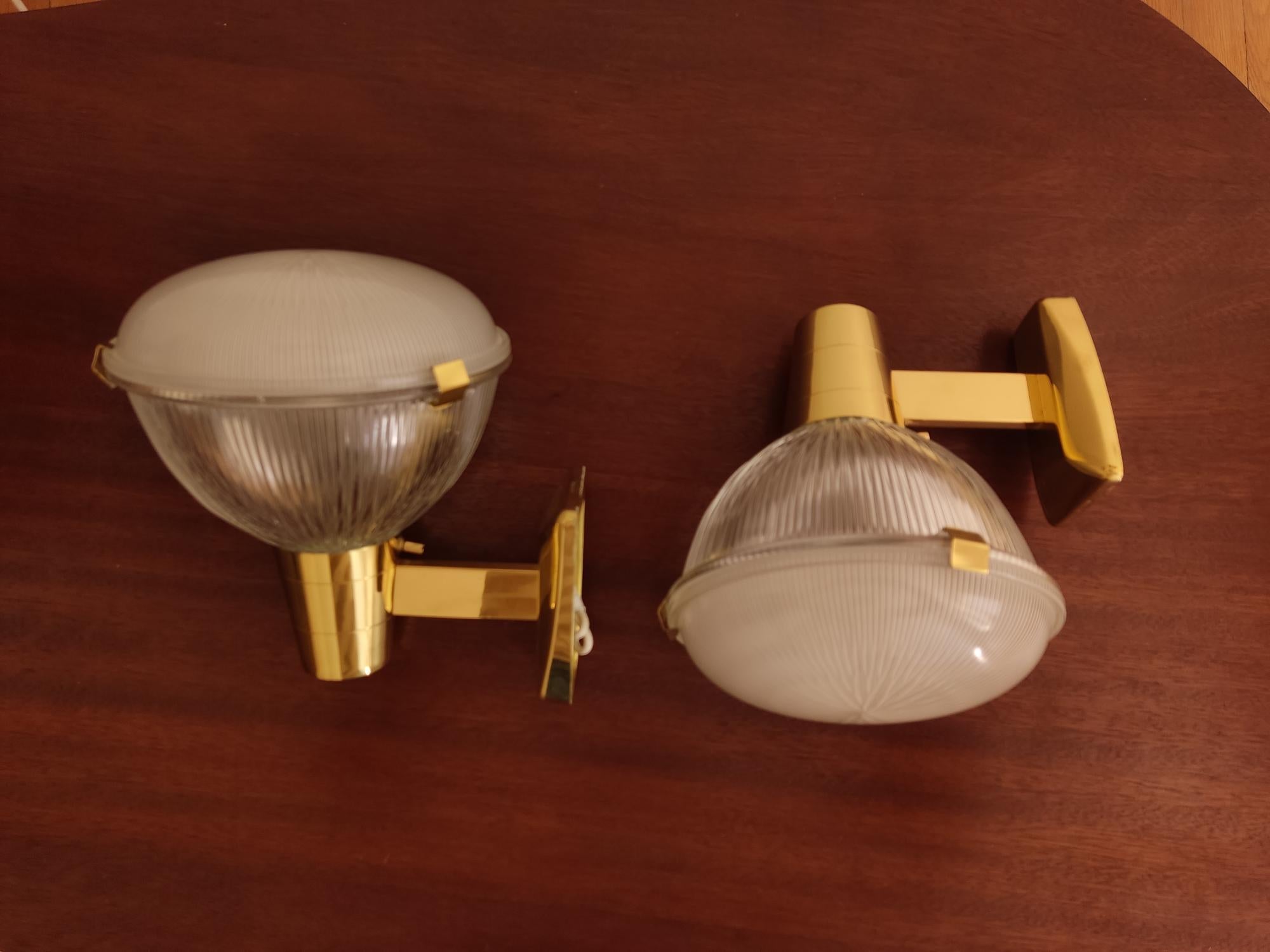 Mid-Century Modern Pair of wall sconces Stilnovo - Italy 1950s. For Sale