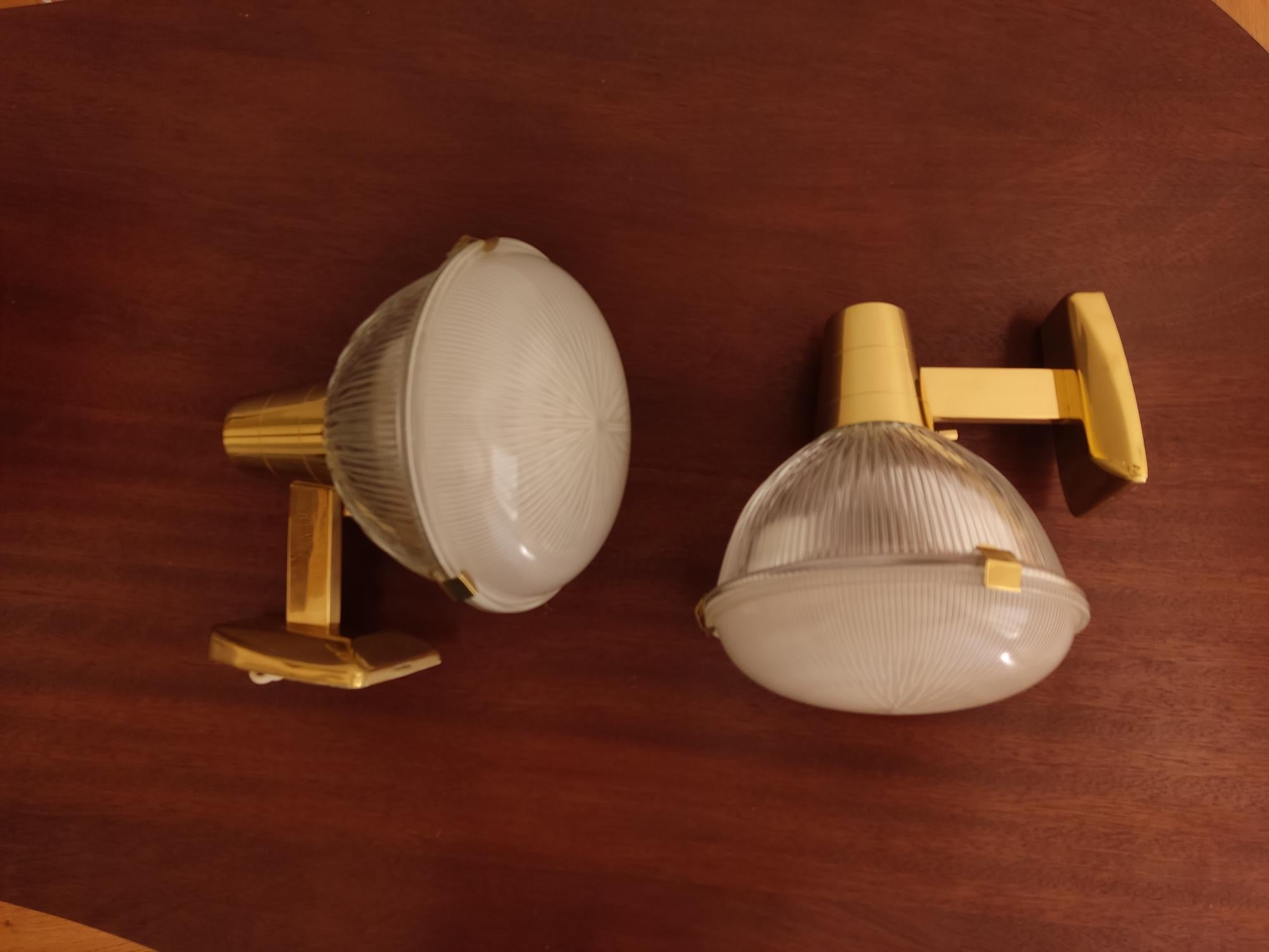 Pair of wall sconces Stilnovo - Italy 1950s. In Good Condition For Sale In Paris, FR