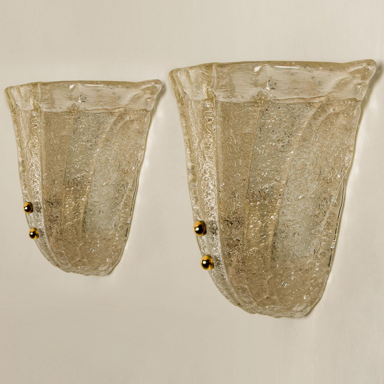 Mid-Century Modern Pair of Wall Sconces Tulip Shaped Glass and Gold-Plated, Italy, 1960 For Sale