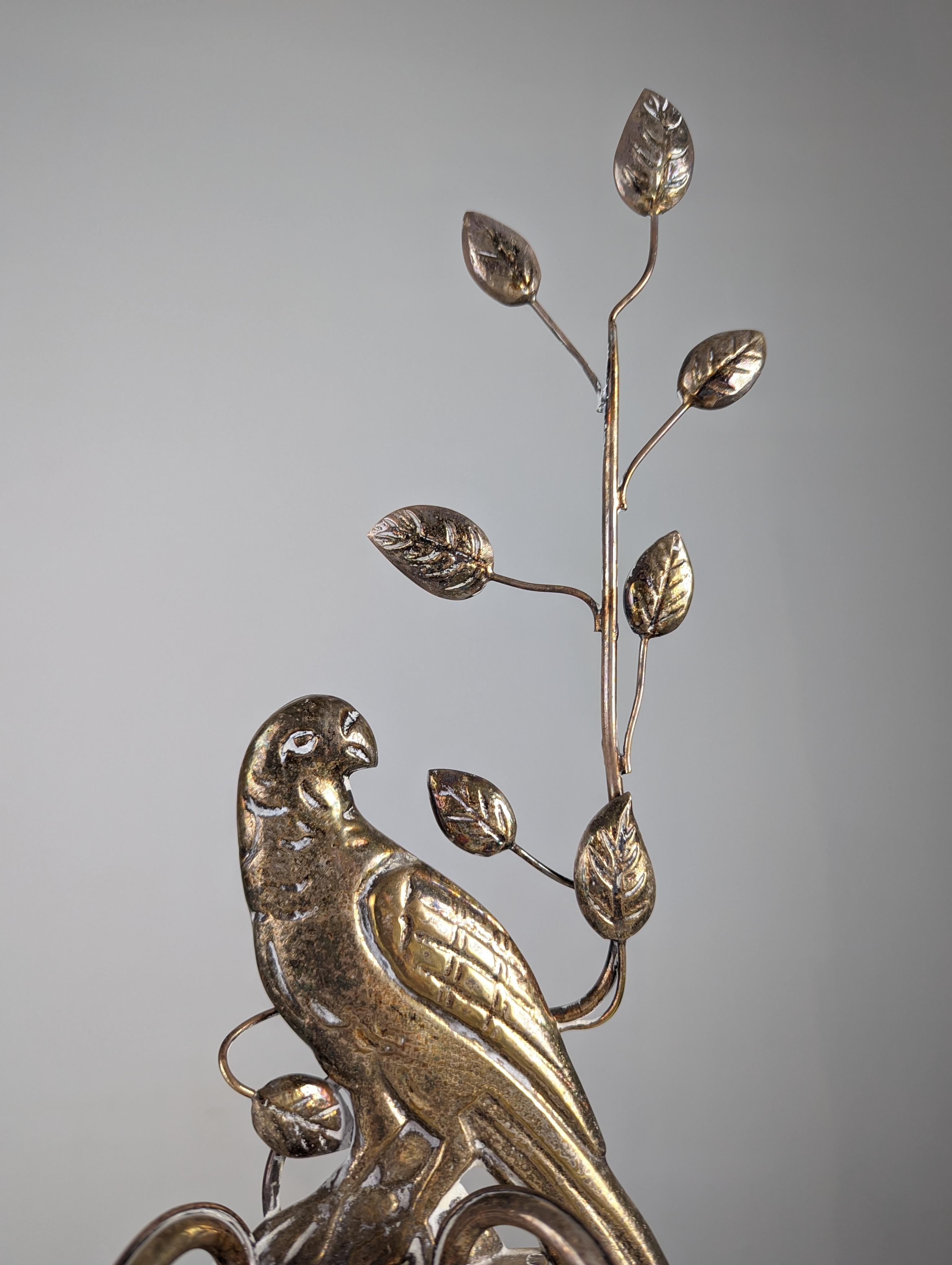 Pair of wall sconces with parrots and leaves by Maison Bagues. For Sale 5