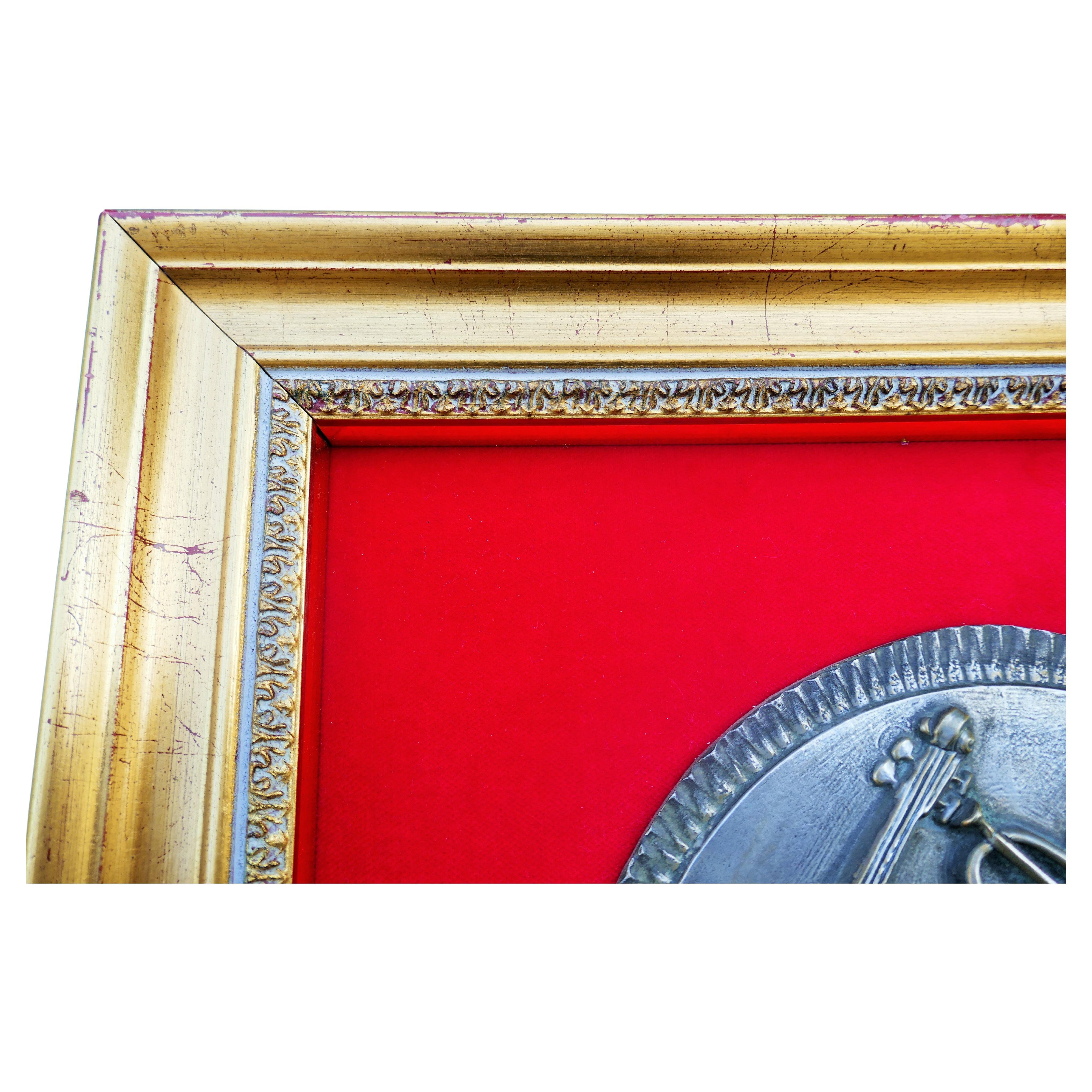 Zwei große Wandskulpturen von Musikinstrumenten - Lorioli (Grammy Award) im Angebot 1