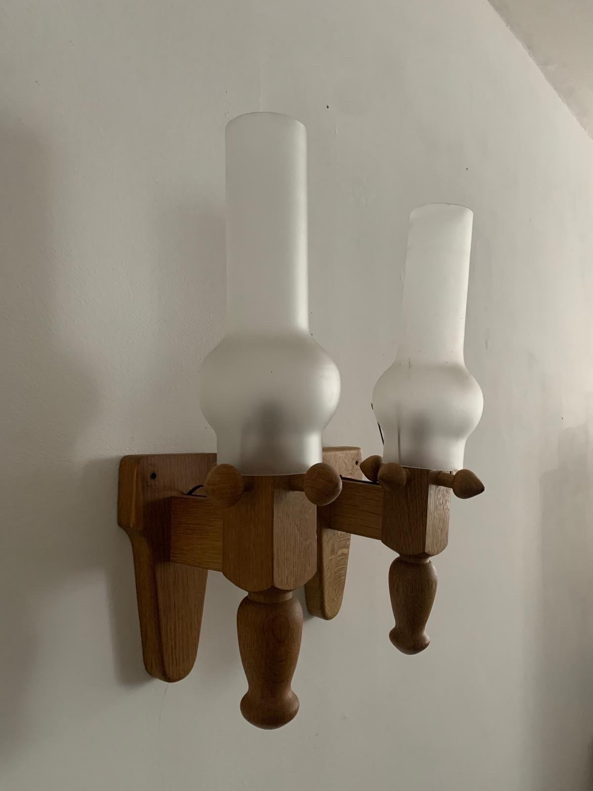 Ein Paar Wandleuchter, Guillerme et Chambron im Zustand „Gut“ im Angebot in Saint-Ouen, FR