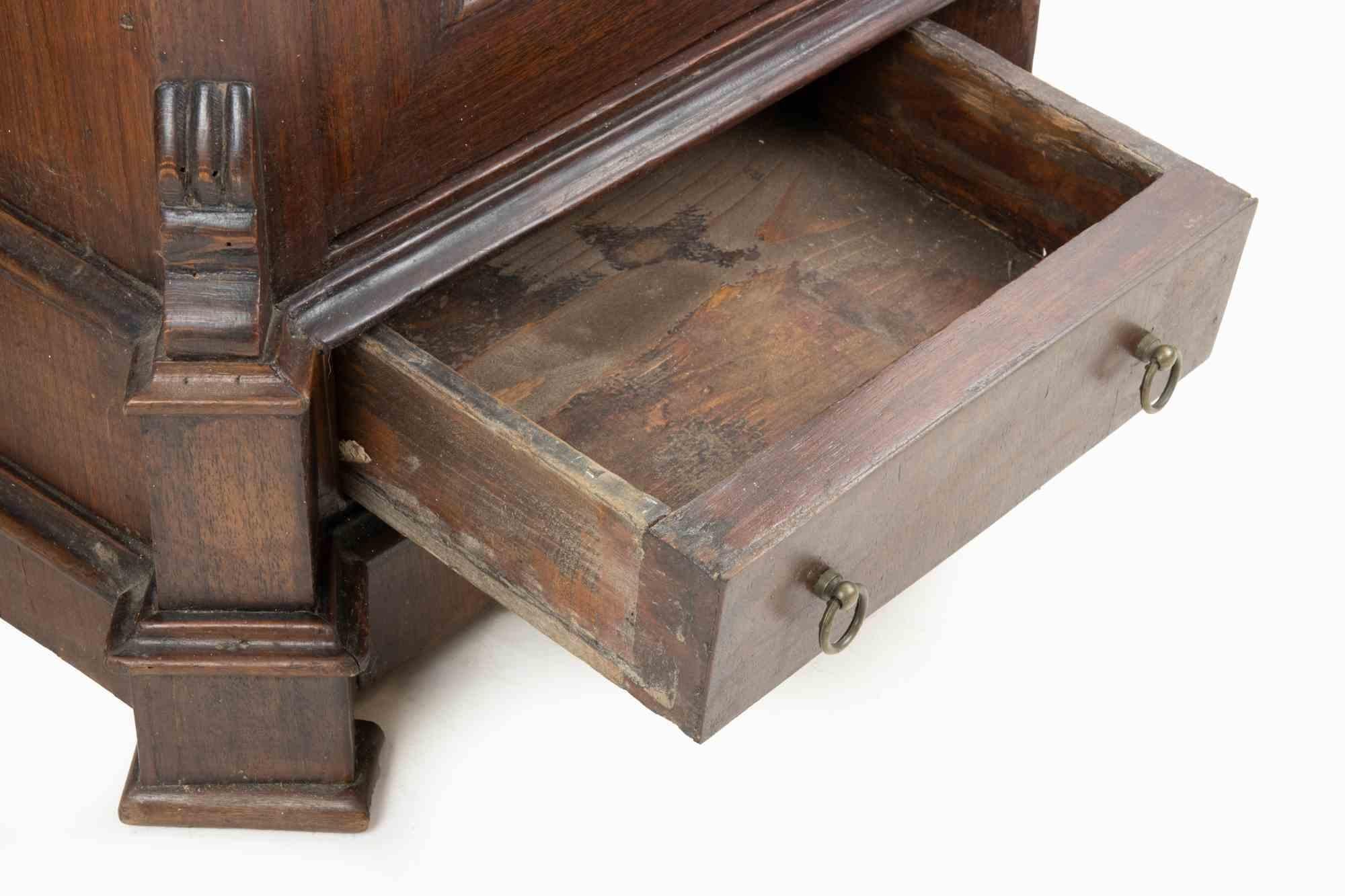 Pareja de muebles altos con puerta y cajón, Italia, principios del siglo XX Metal en venta