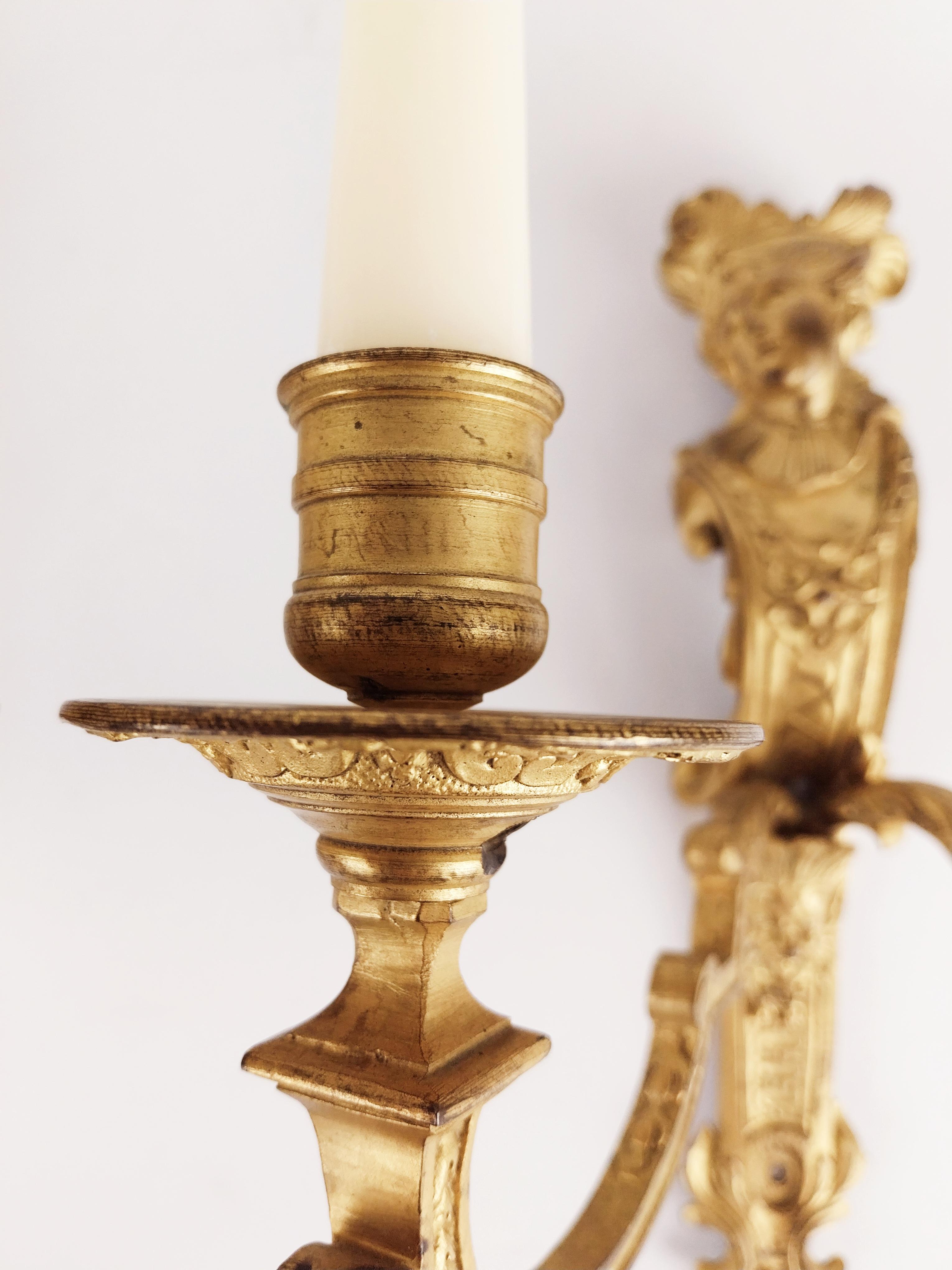 Pair of walls lights For Sale 5