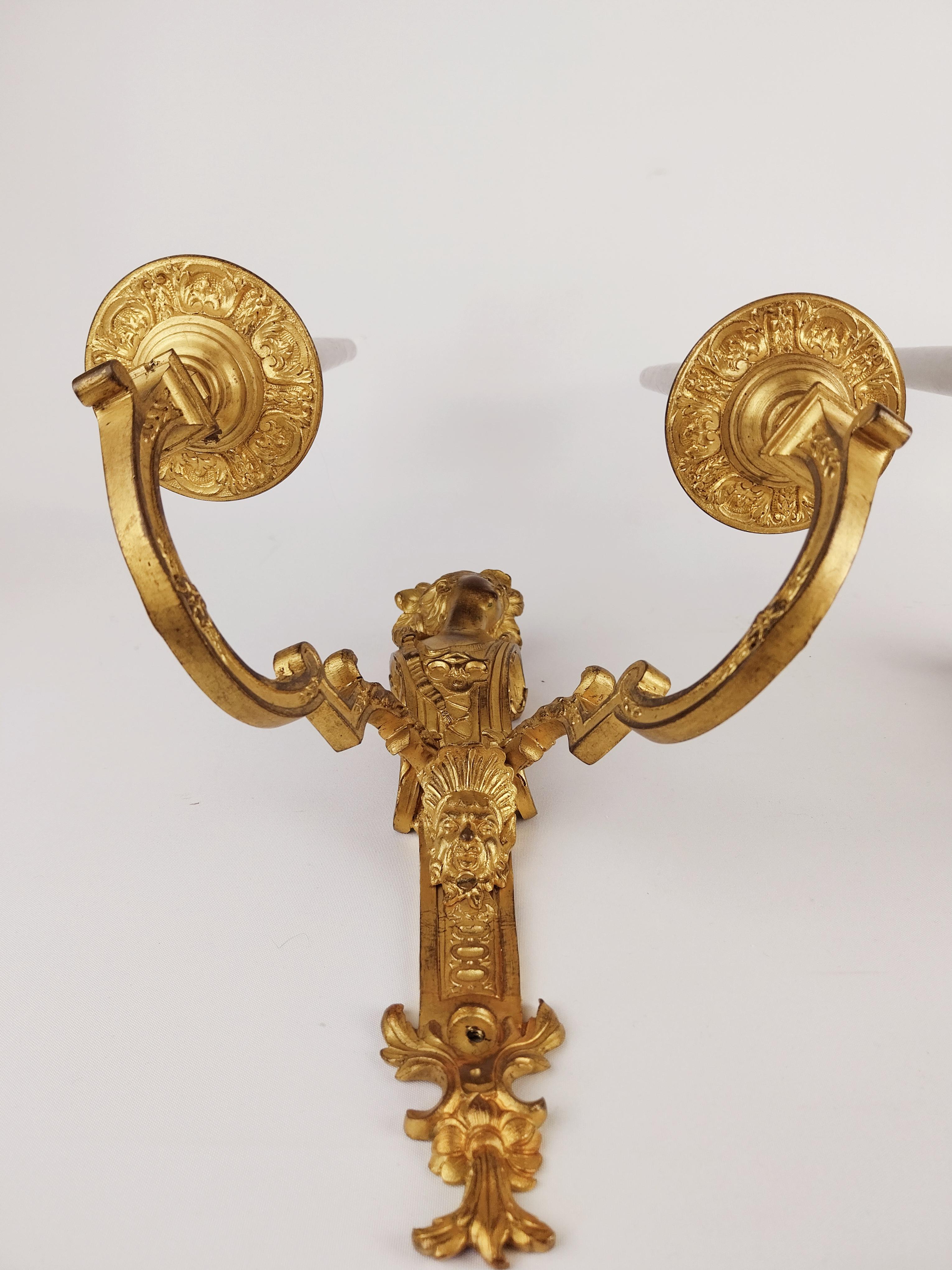 Pair of walls lights For Sale 7
