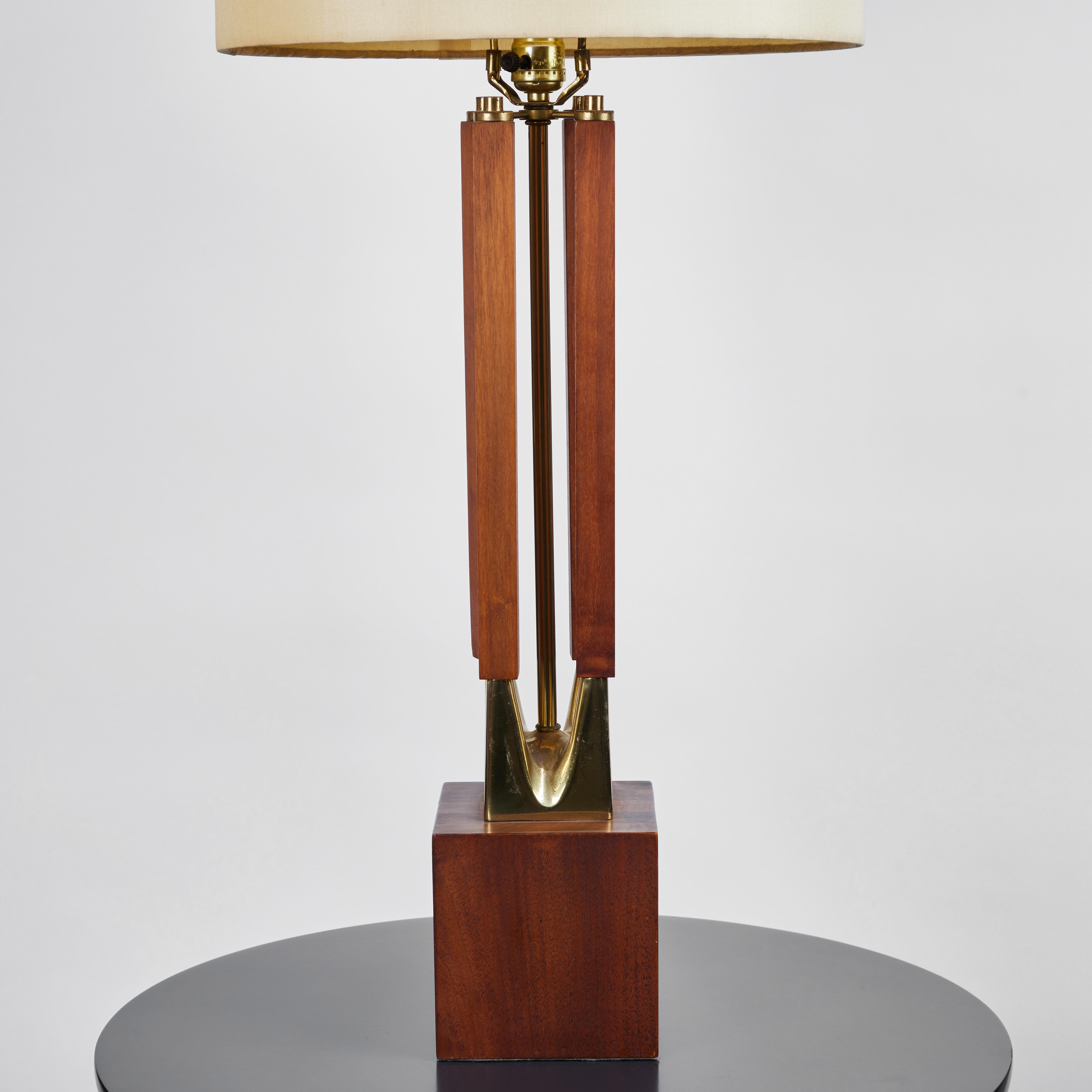 Pair of Walnut and Brass Table Lamps by Laurel Lamp Company, 1960's  In Good Condition For Sale In Pasadena, CA