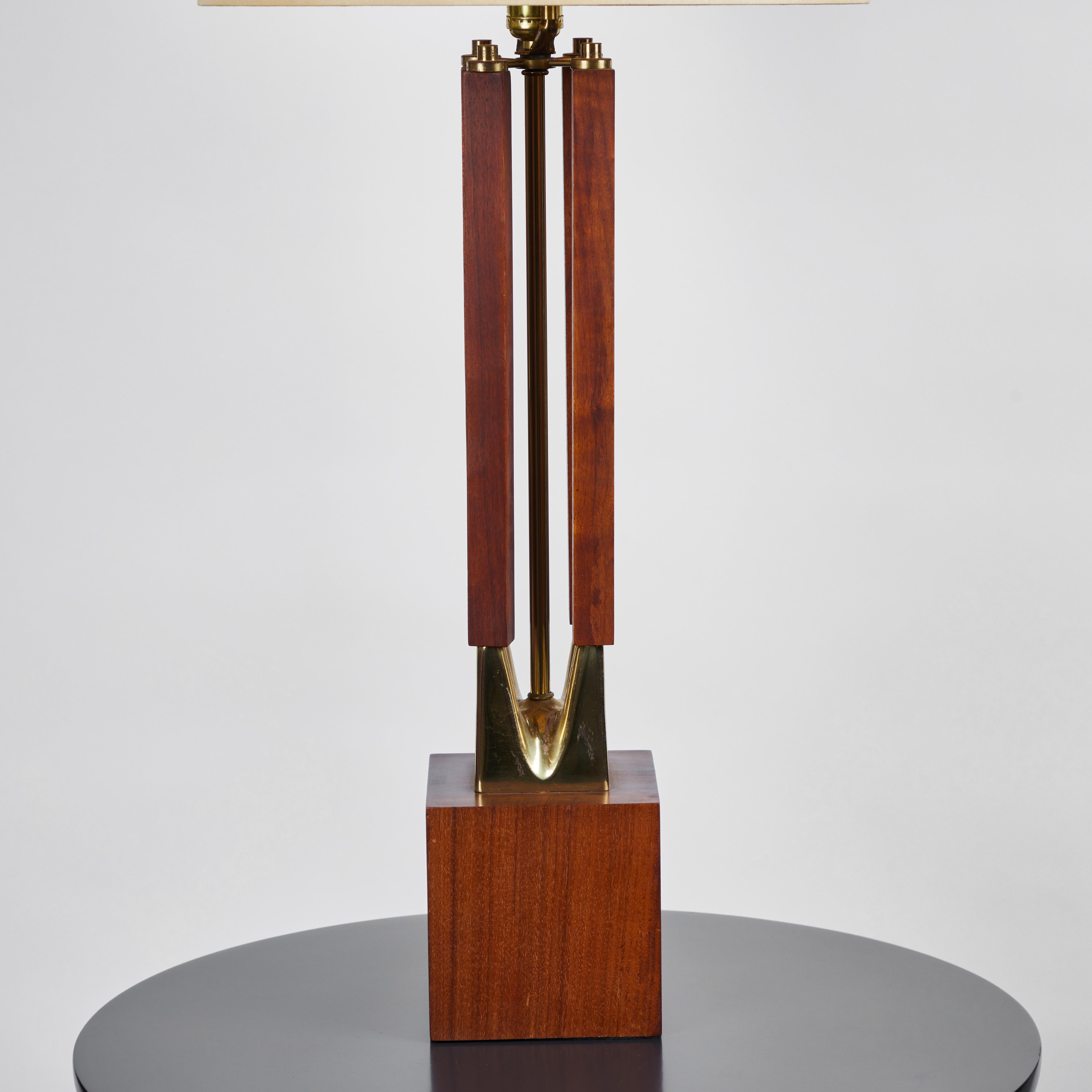 Mid-20th Century Pair of Walnut and Brass Table Lamps by Laurel Lamp Company, 1960's  For Sale