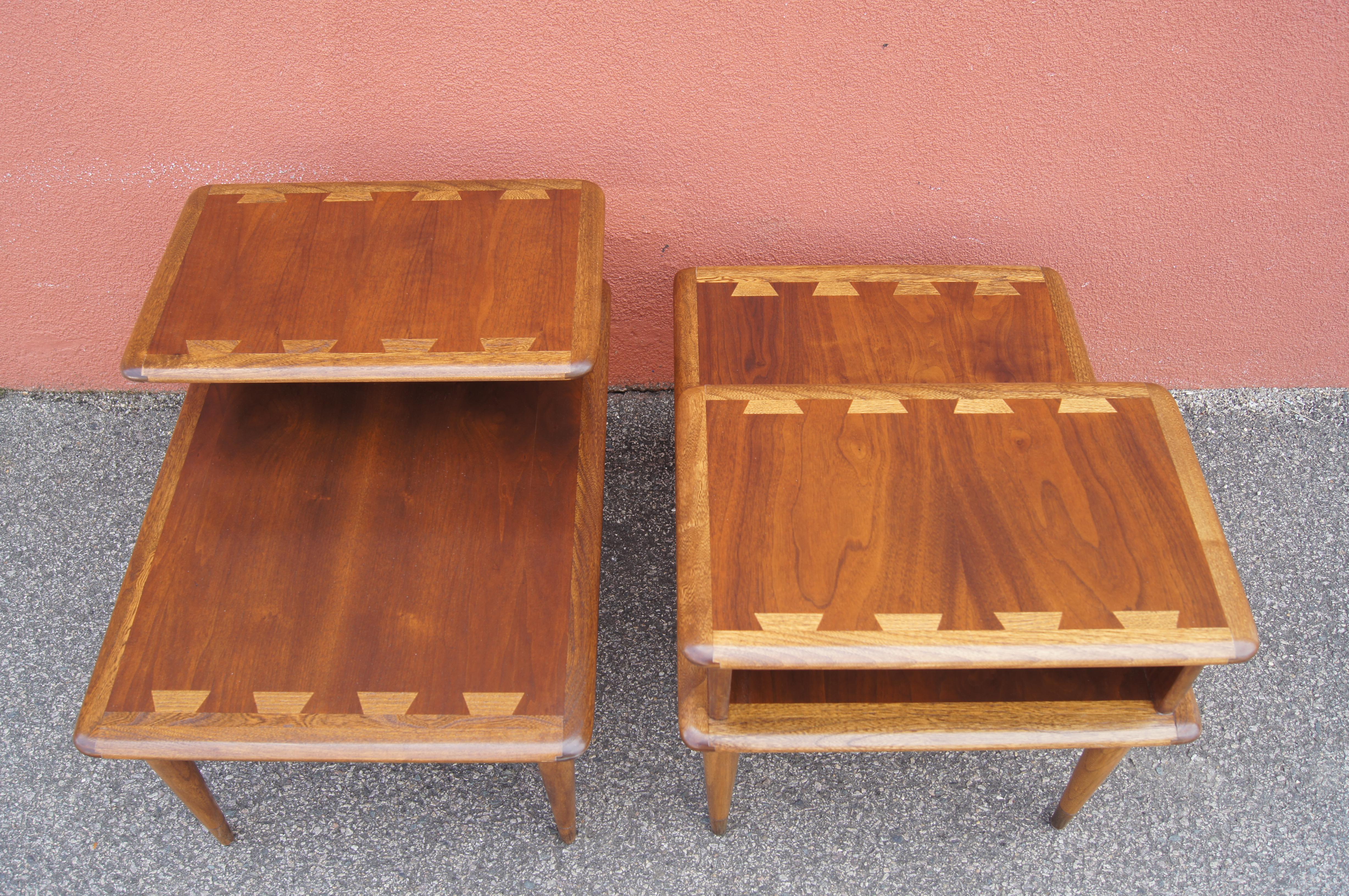 Pair of Walnut and Oak Acclaim Collection End Tables by Andre Bus for Lane In Good Condition In Dorchester, MA