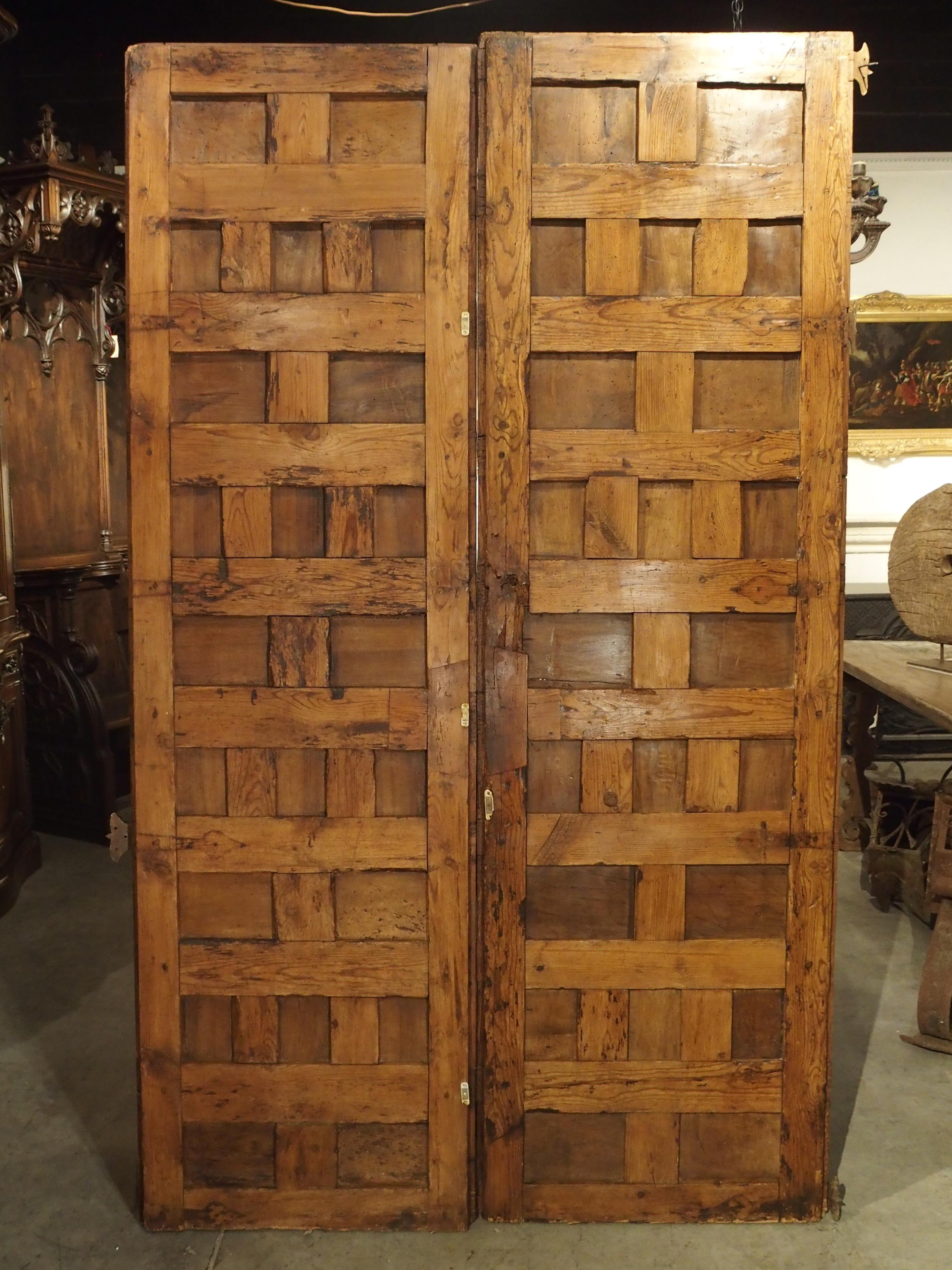 Pair of Walnut and Pine Doors from Spain, circa 1800 In Good Condition In Dallas, TX