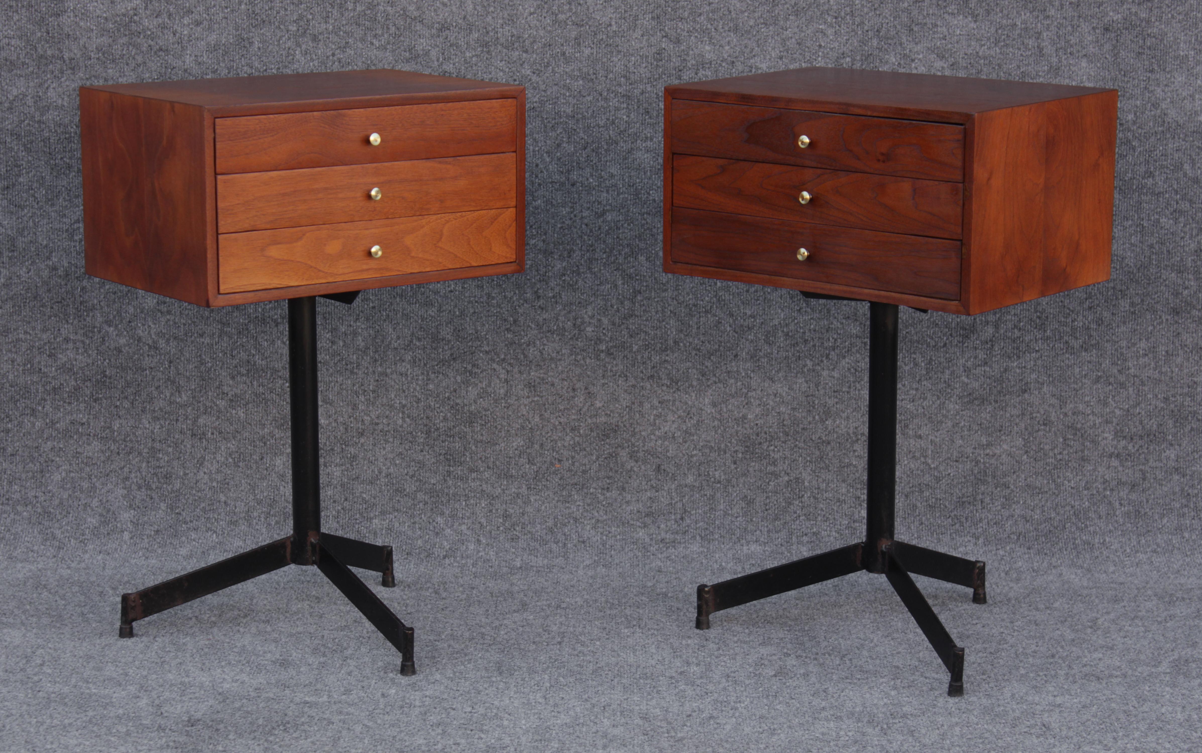 Pair of Walnut and Steel Nightstands or Side or End Tables Mid Century Modern  In Good Condition In Philadelphia, PA