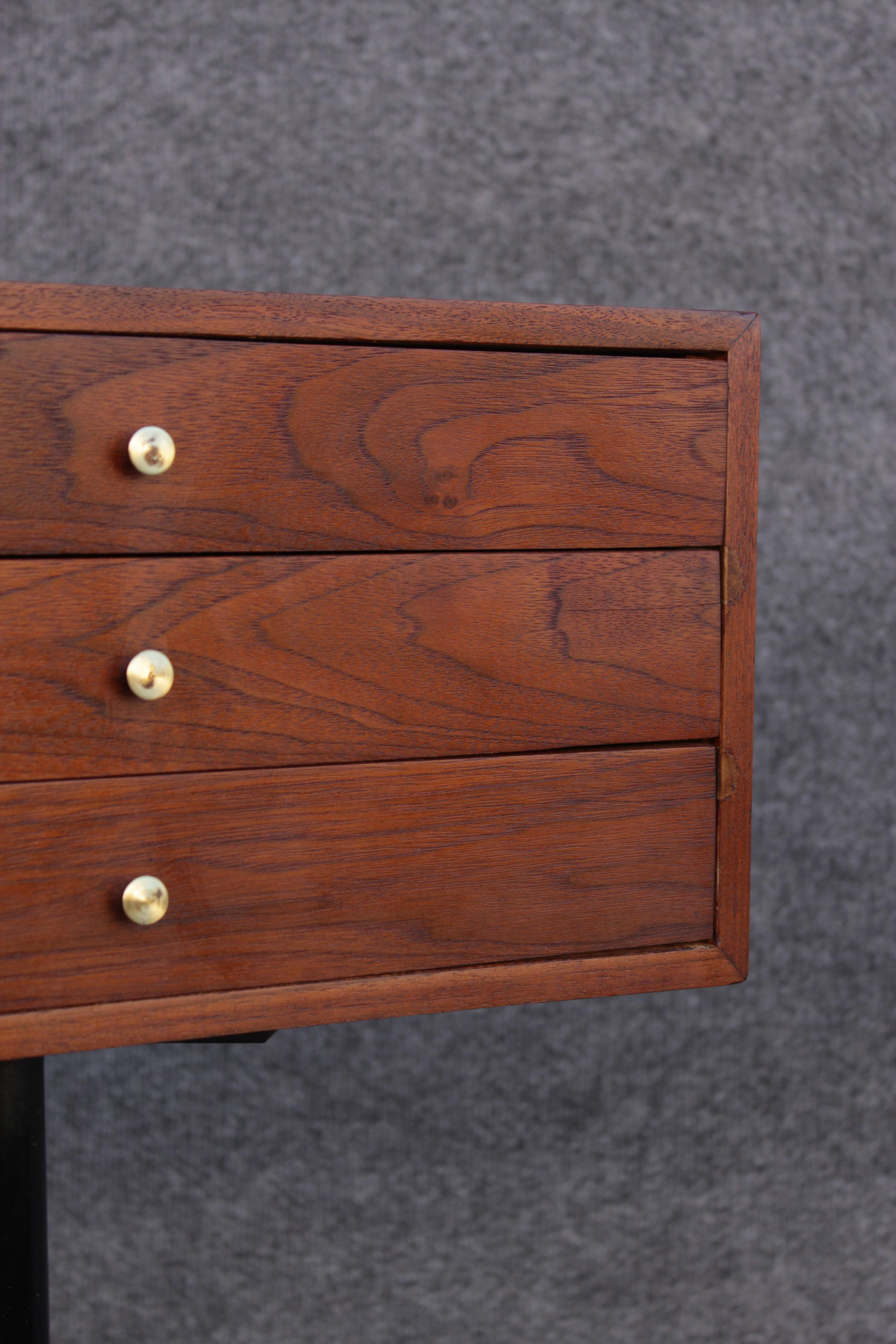 Pair of Walnut and Steel Nightstands or Side or End Tables Mid Century Modern  For Sale 2