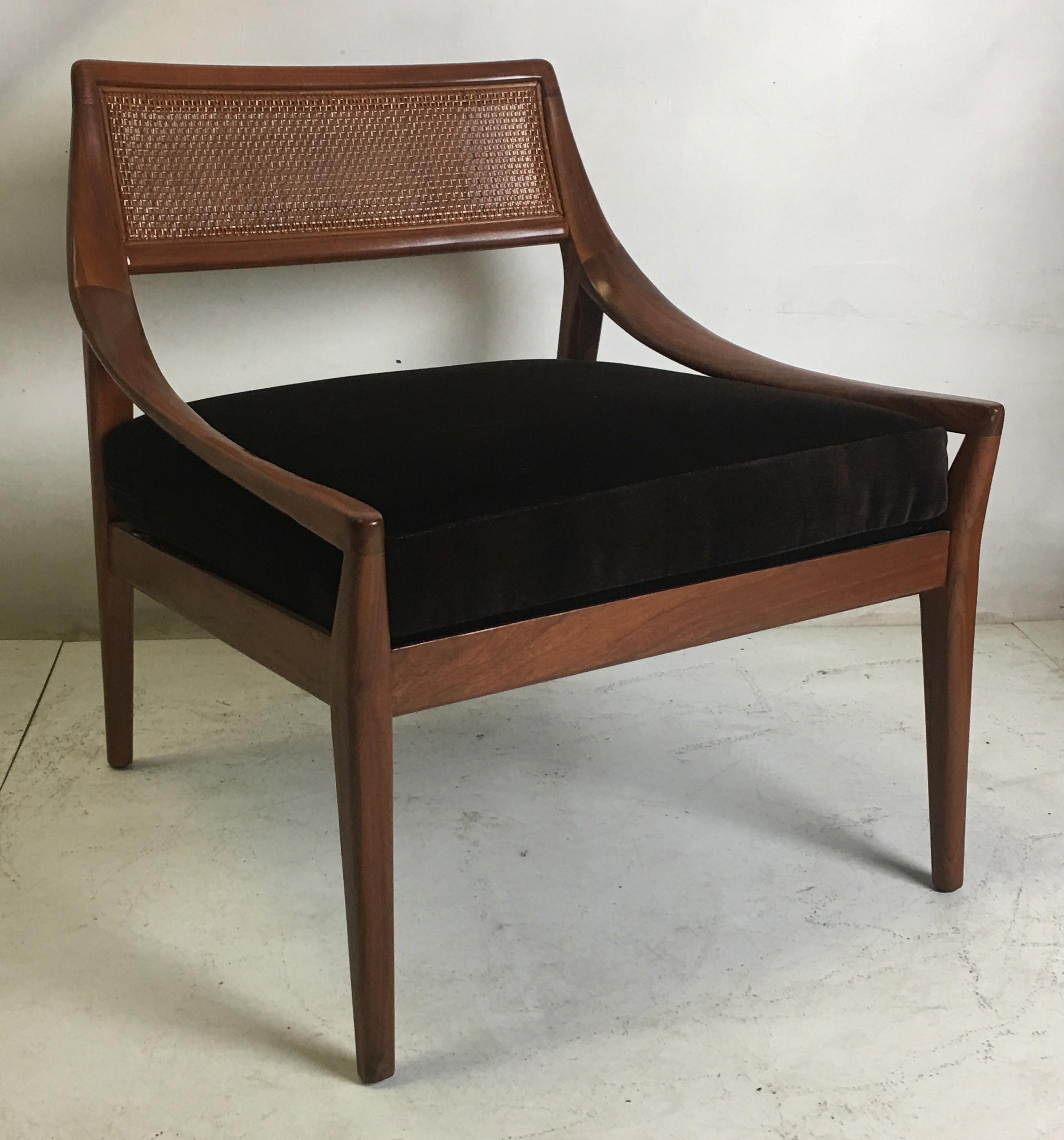 Mid-Century Modern Pair of Walnut Armchairs by Kipp Stewart for Directional