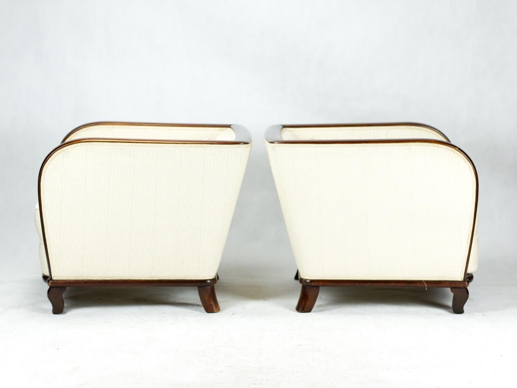 Austrian Pair of Walnut Art Deco Club Chairs, 1930s