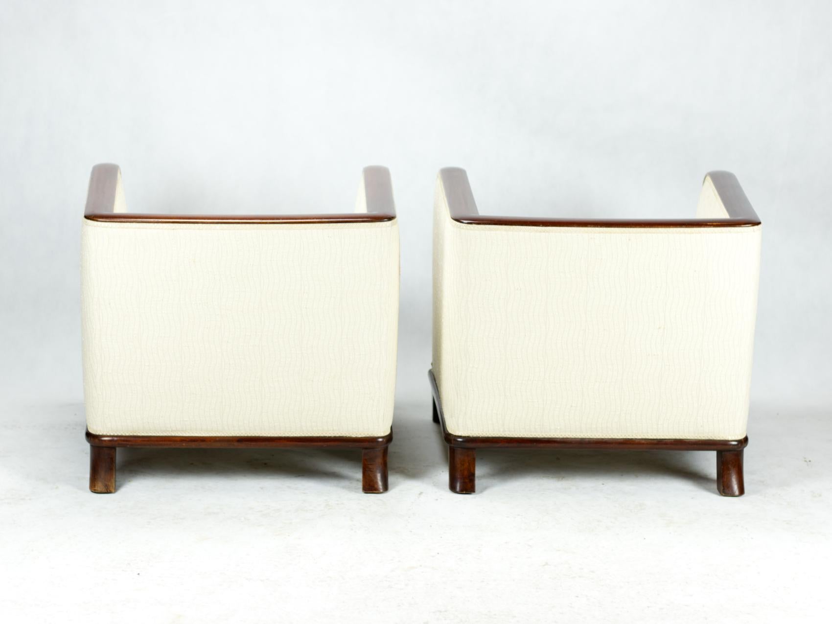 Mid-20th Century Pair of Walnut Art Deco Club Chairs, 1930s