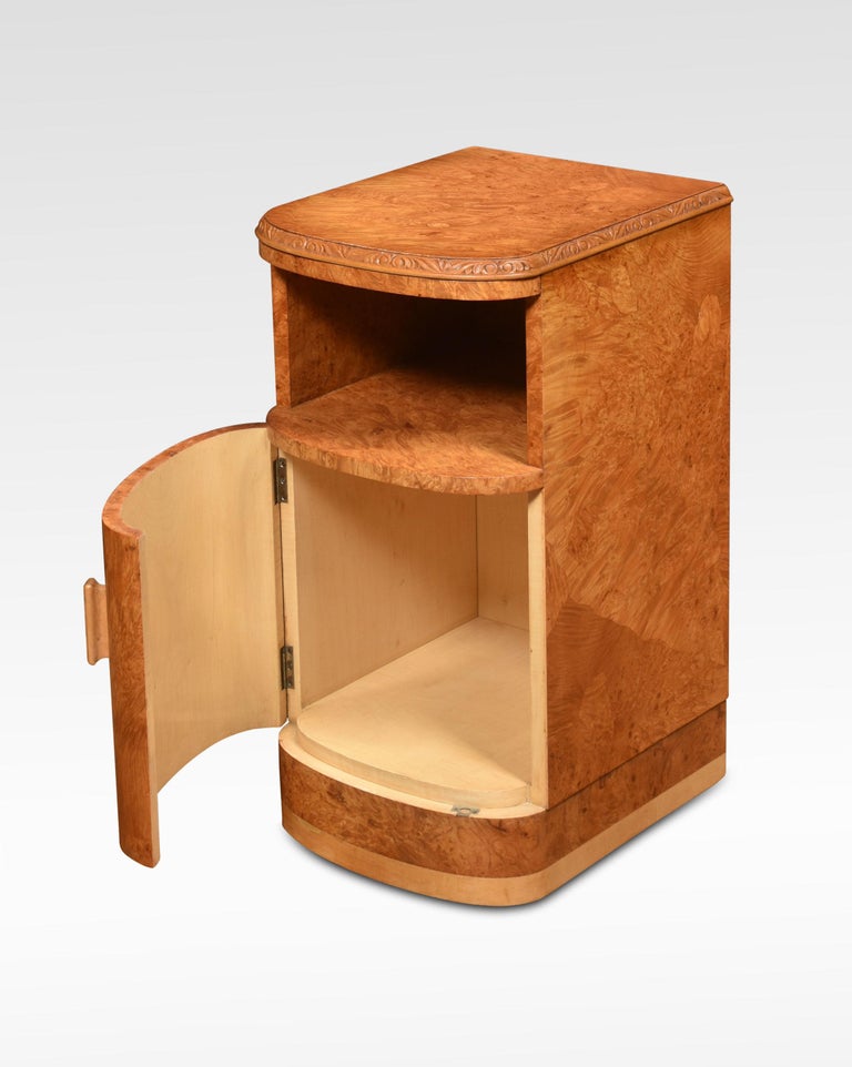 Pair of Walnut Bedside For Sale at 1stDibs