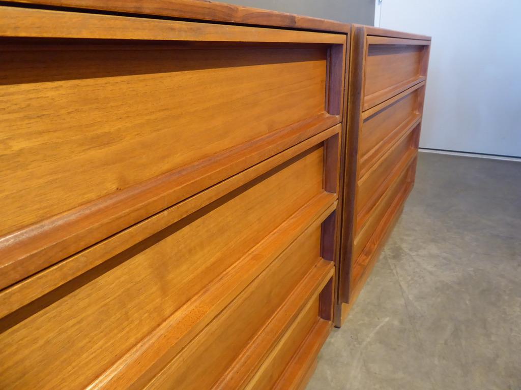 Pair of Walnut Bedside Chests Designed by John Keal for Brown-Saltman 7