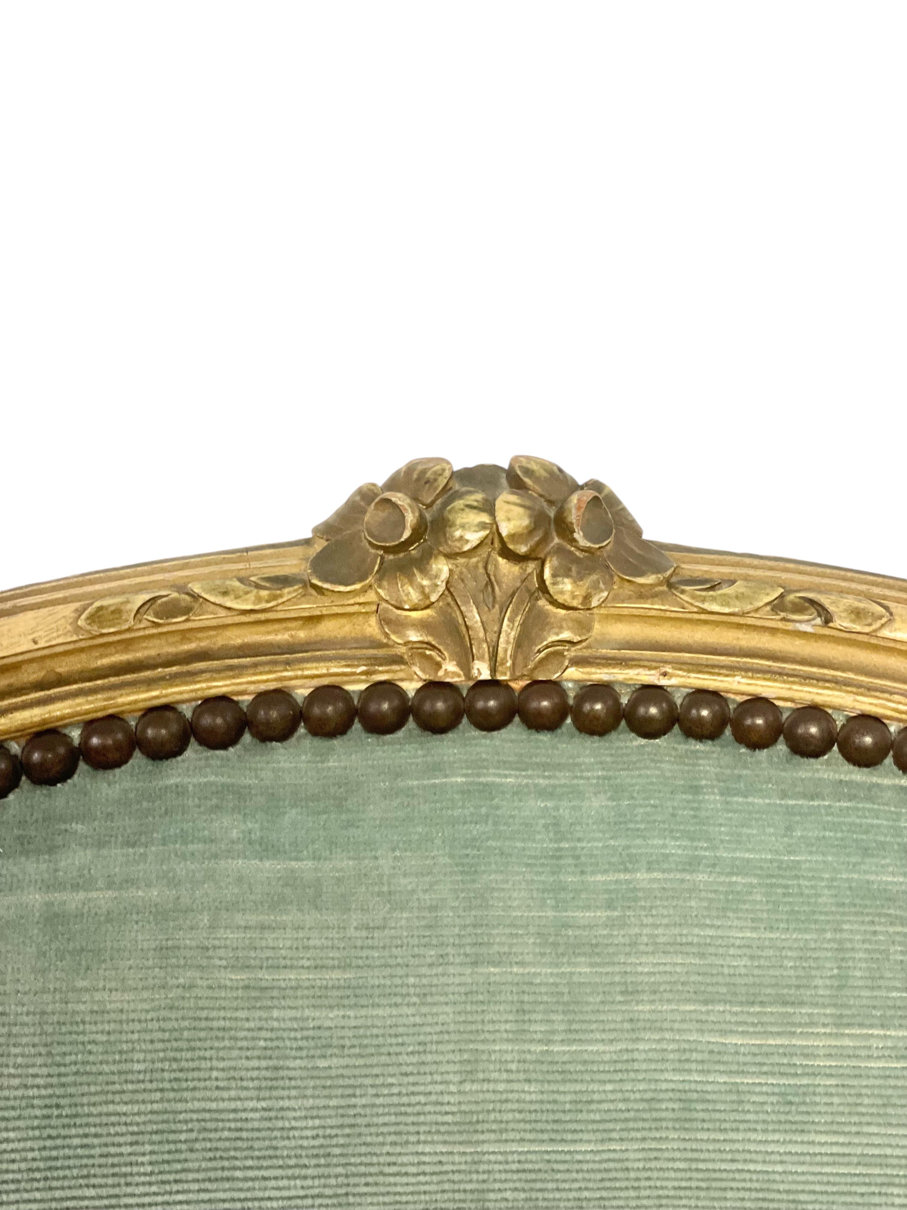 Paire de fauteuils Bergere en noyer, France 19ème siècle 1