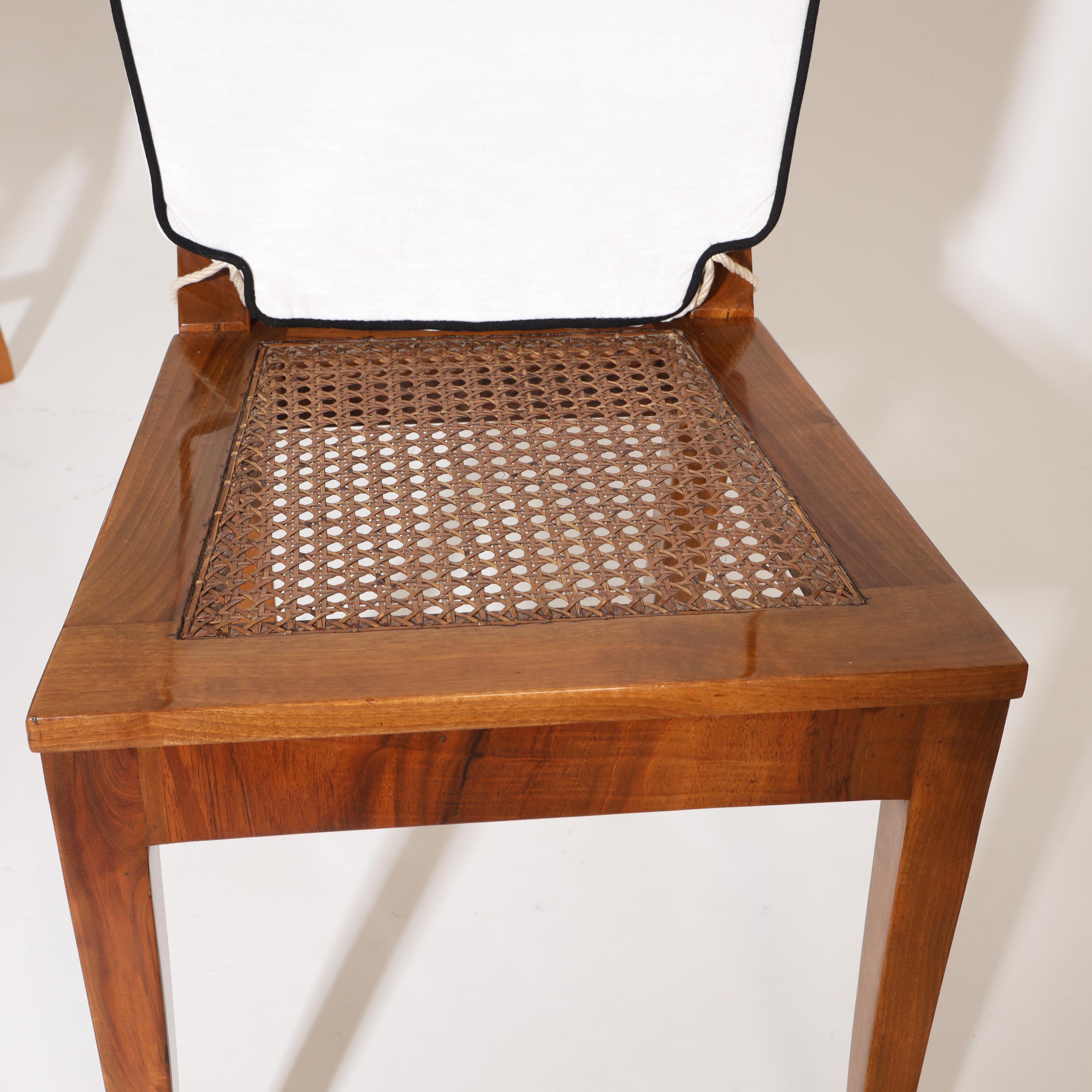 Pair of Walnut Biedermeier Chairs, German, Early 19th Century 4