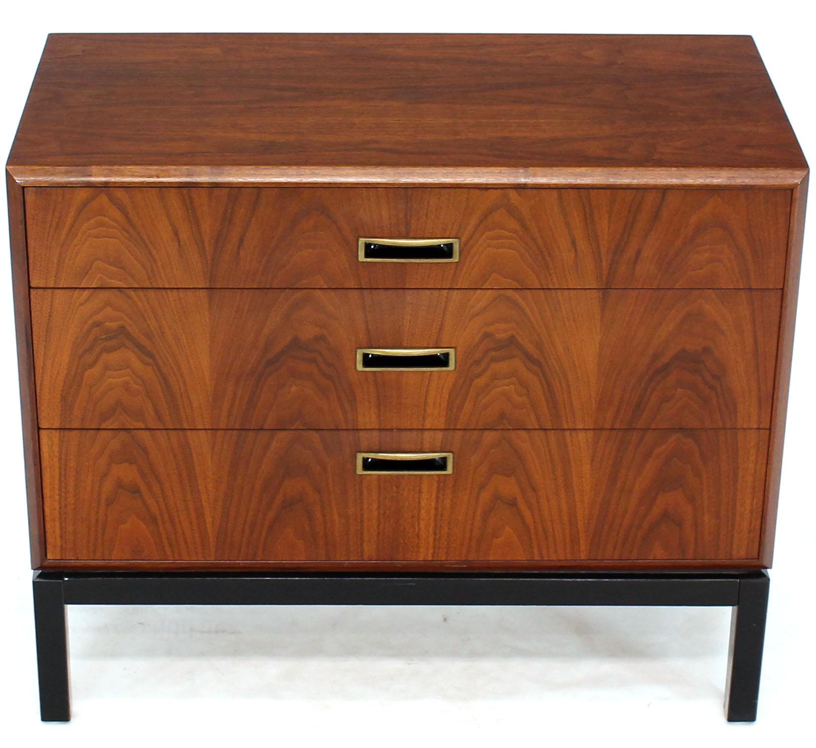 20th Century Pair of Walnut Book Matched Fronts Three Drawers Bachelor Chests Ebonized Base