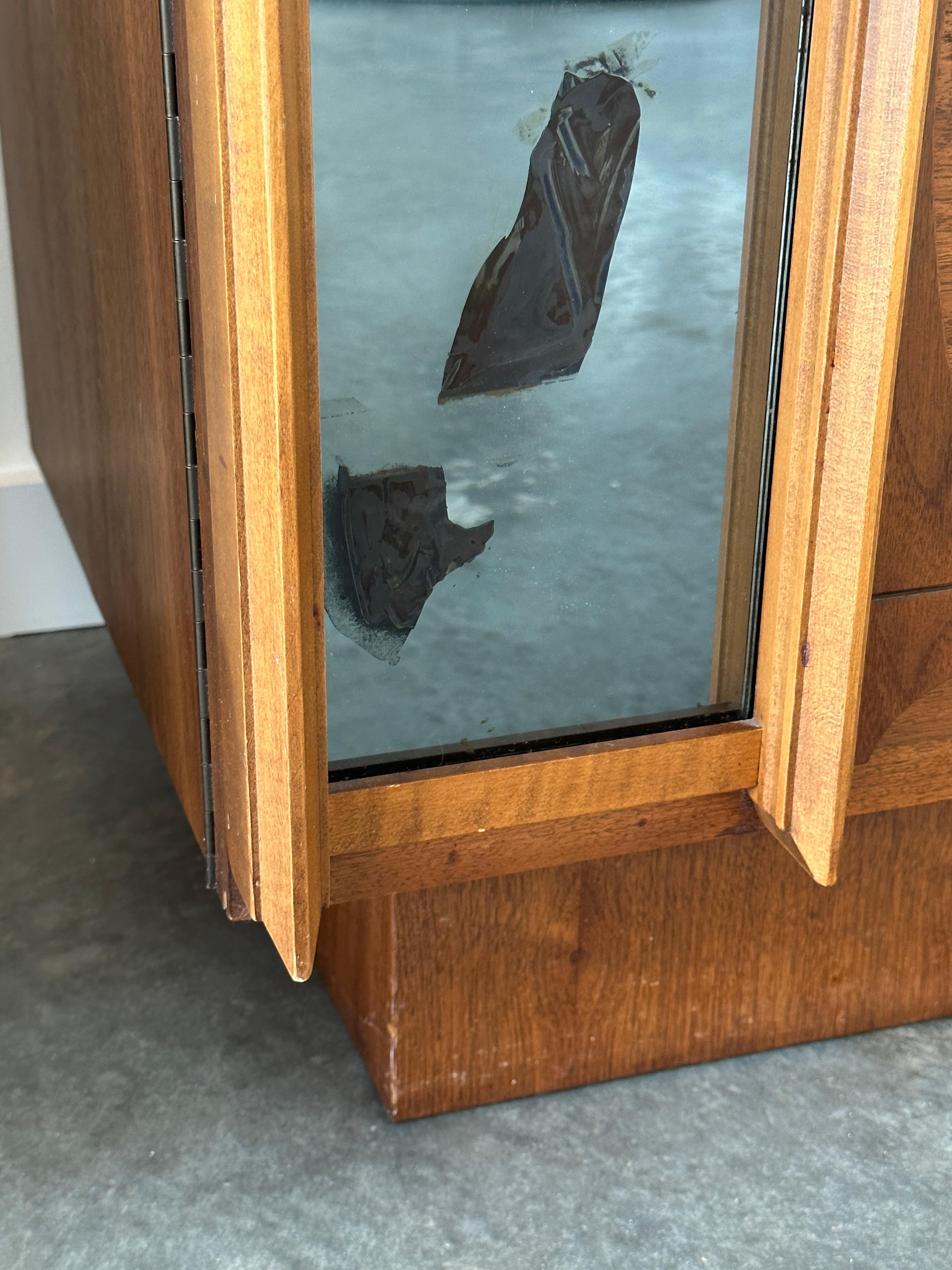 Pair of walnut and mirror brutalist Tabago nightstands  In Fair Condition For Sale In Kleinburg, ON