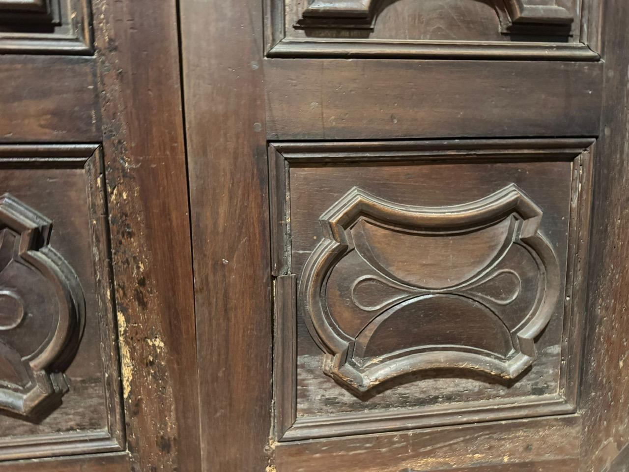 18th Century and Earlier Pair of walnut doors with carved Baroque panels, Italy For Sale