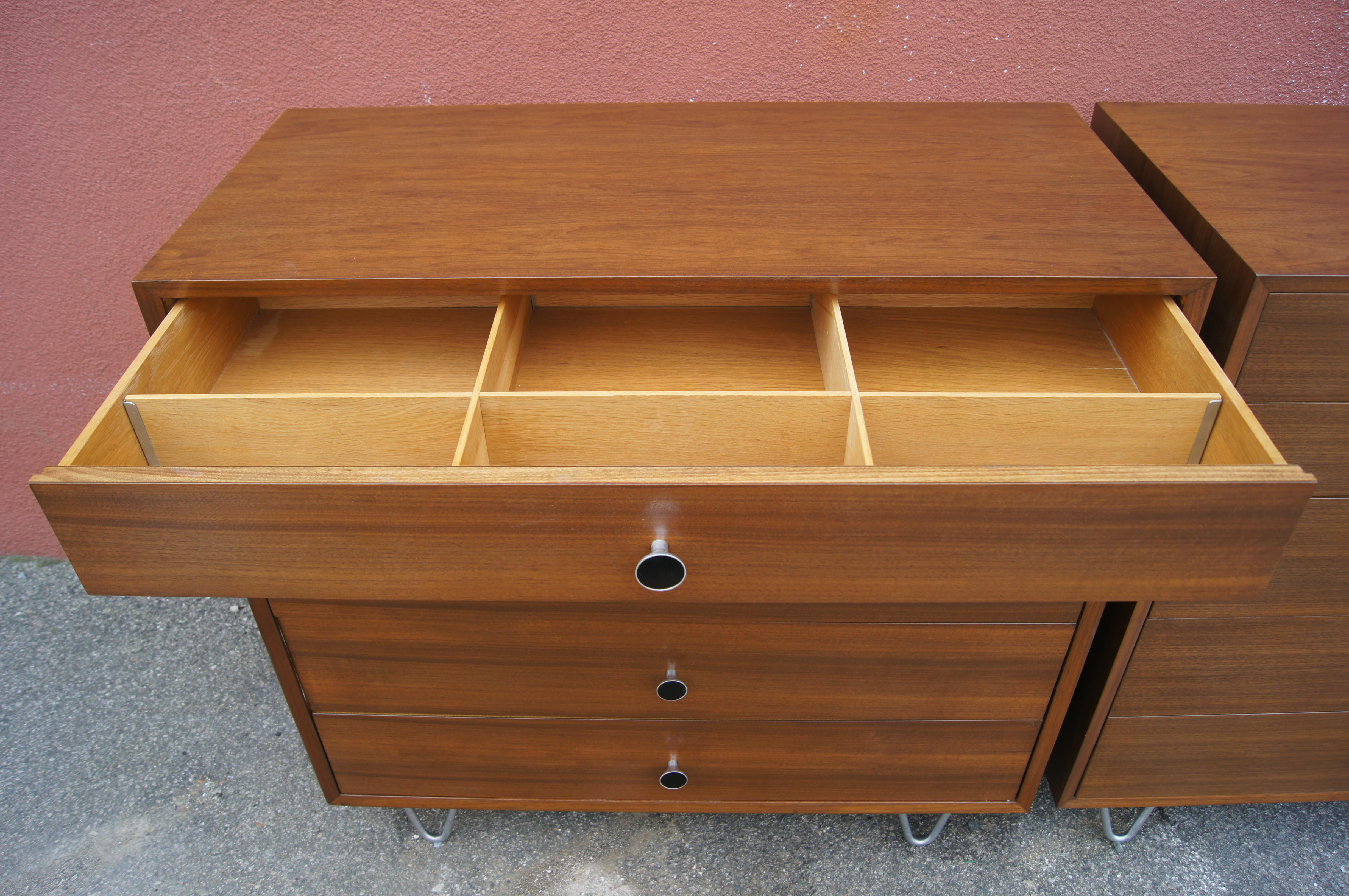 Mid-20th Century Pair of Walnut Dressers with Hairpin Legs in the Style of George Nelson For Sale