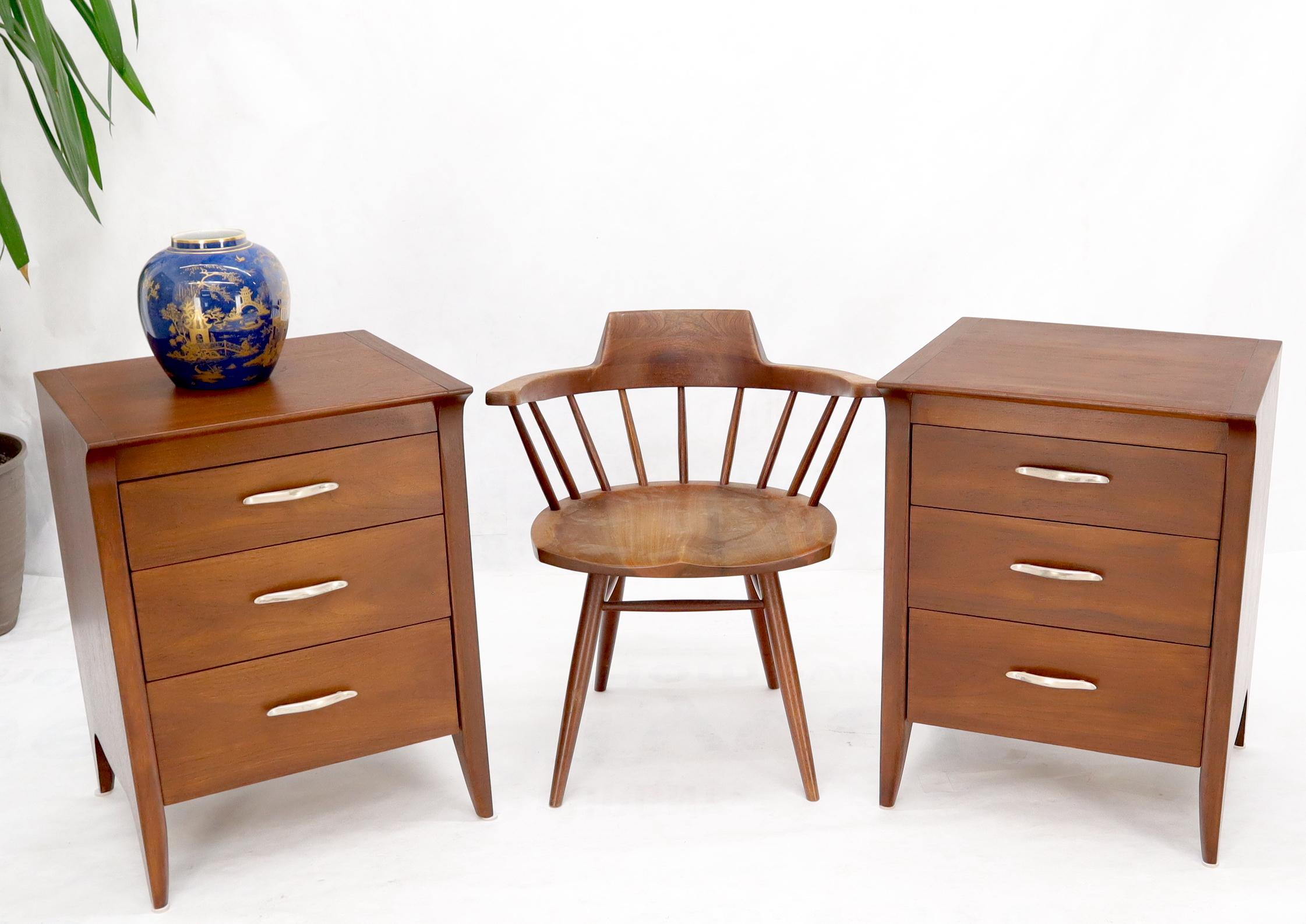 Pair of three drawers American walnut night stands end tables small chests.