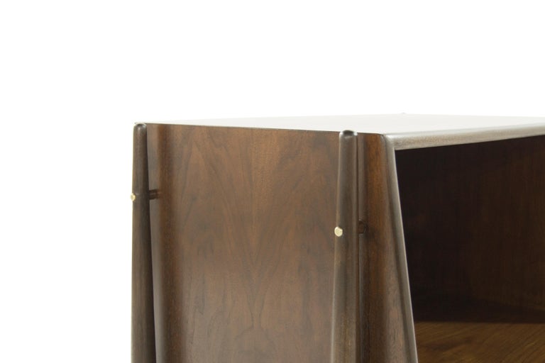 Pair of Walnut End Tables by Kipp Stewart, 1950s For Sale 2