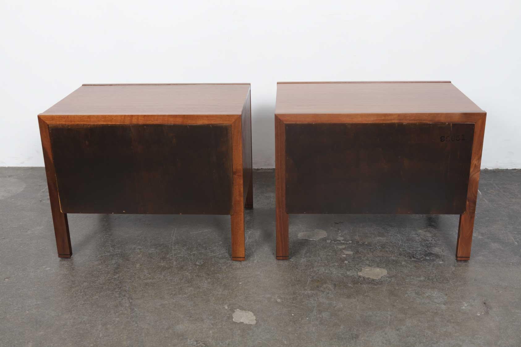 Mid-Century Modern Pair of Walnut End Tables by Milo Baughman for Glenn of California