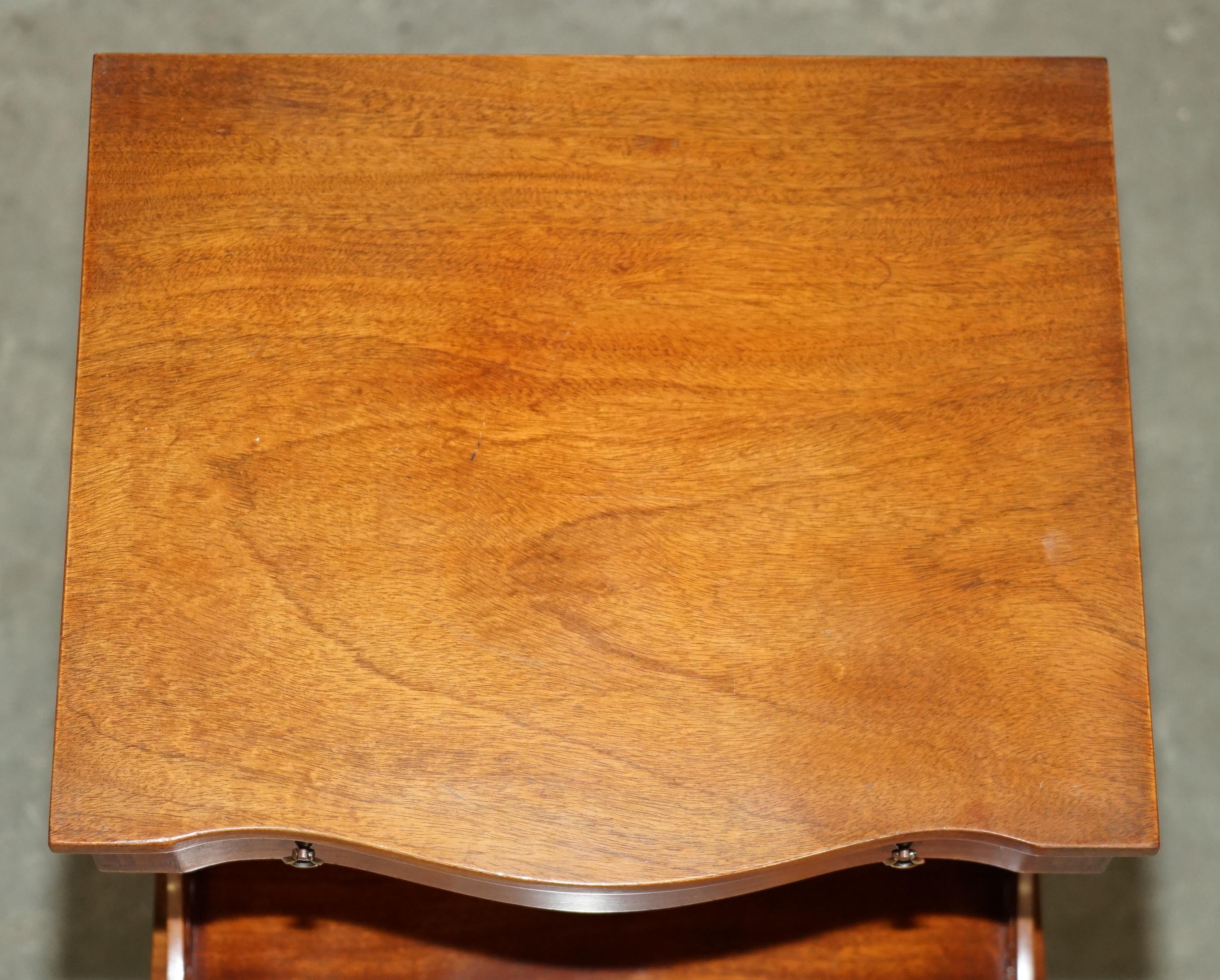 Hand-Crafted PAIR OF WALNUT FRET WORK CARVED THOMAS CHIPPENDALE SHERATON REVIVAL SIDE TABLEs For Sale