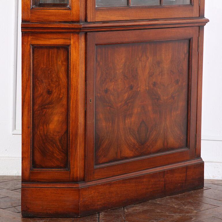 French Pair of Walnut Georgian Revival Corner Cabinets