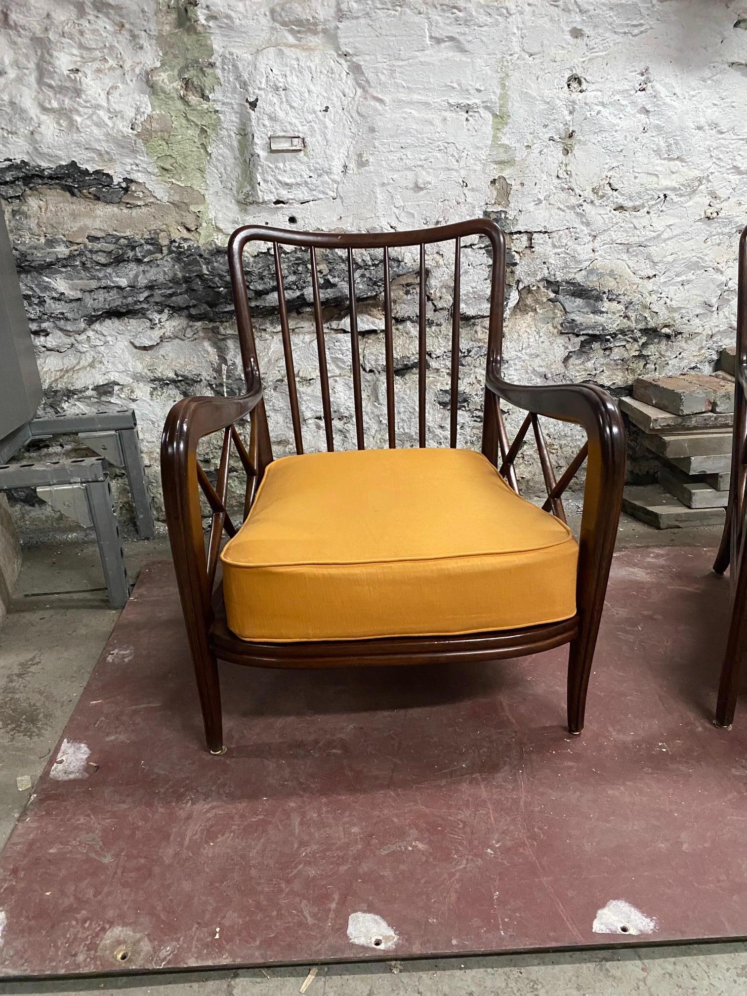Pair of Walnut Lounge Chairs by Paolo Buffa 5