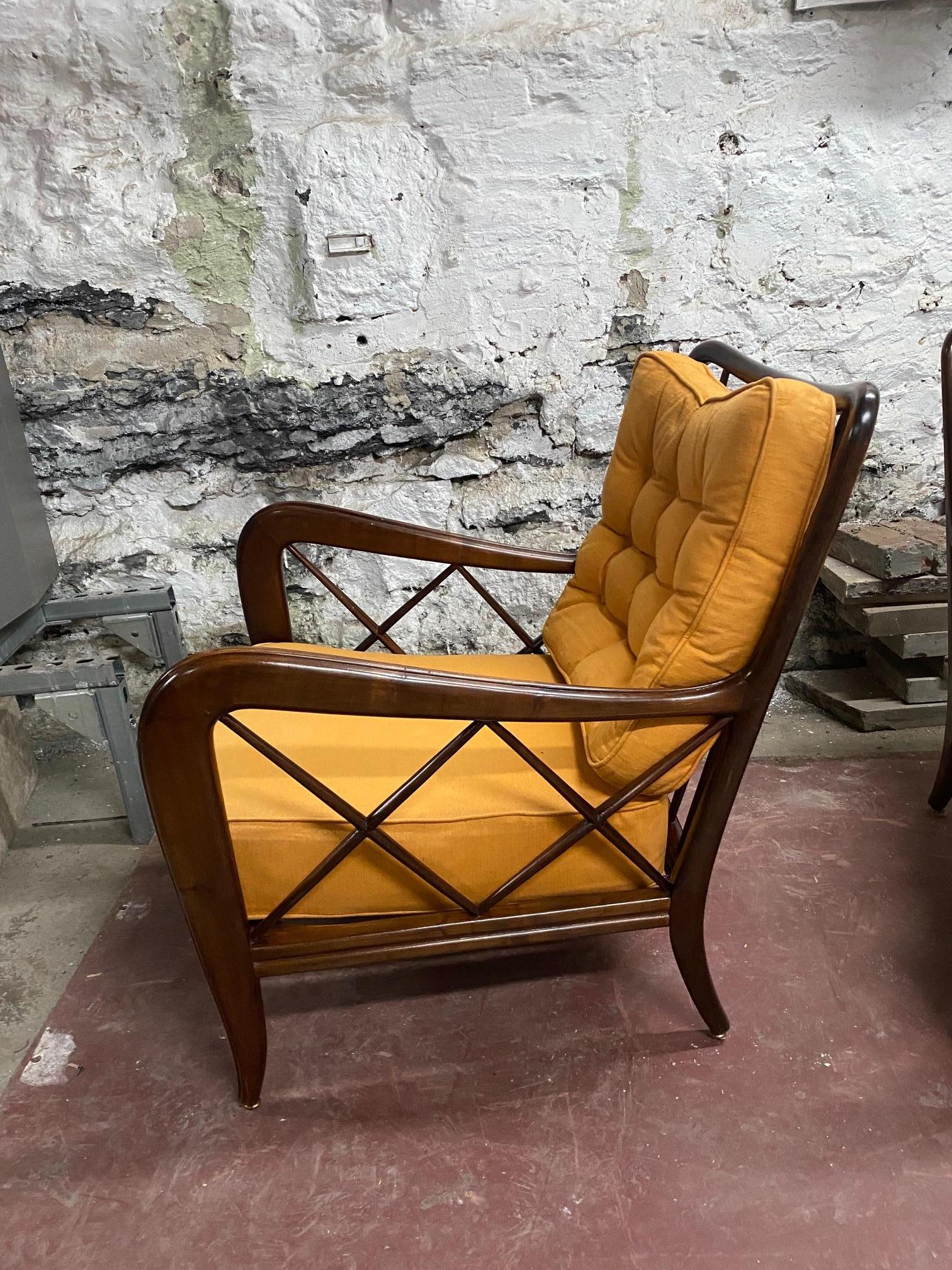 Pair of Walnut Lounge Chairs by Paolo Buffa In Good Condition In Montreal, QC