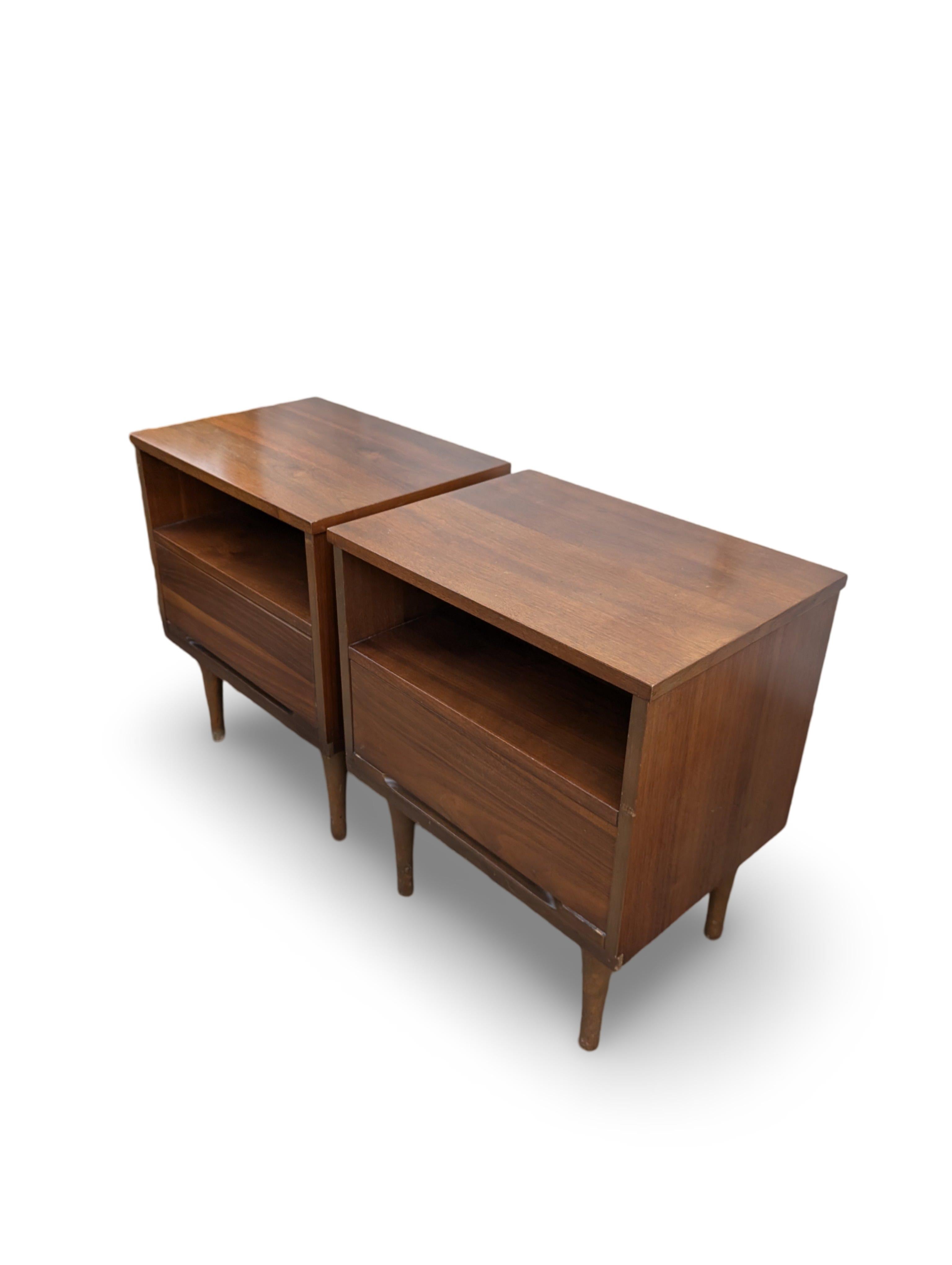 American Pair of Walnut Mid Century Modern Nightstand by Coleman of Virgina