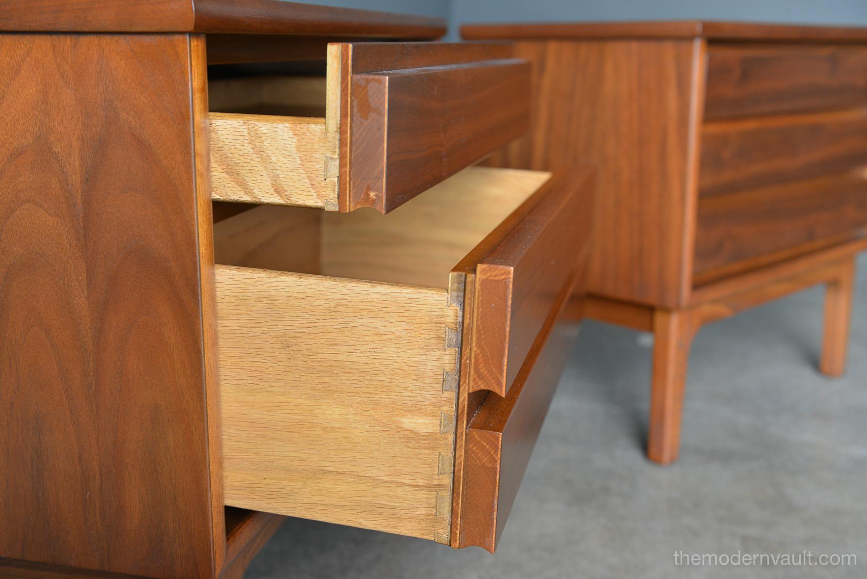 Pair of Walnut Nightstands or End Tables, circa 1960 4