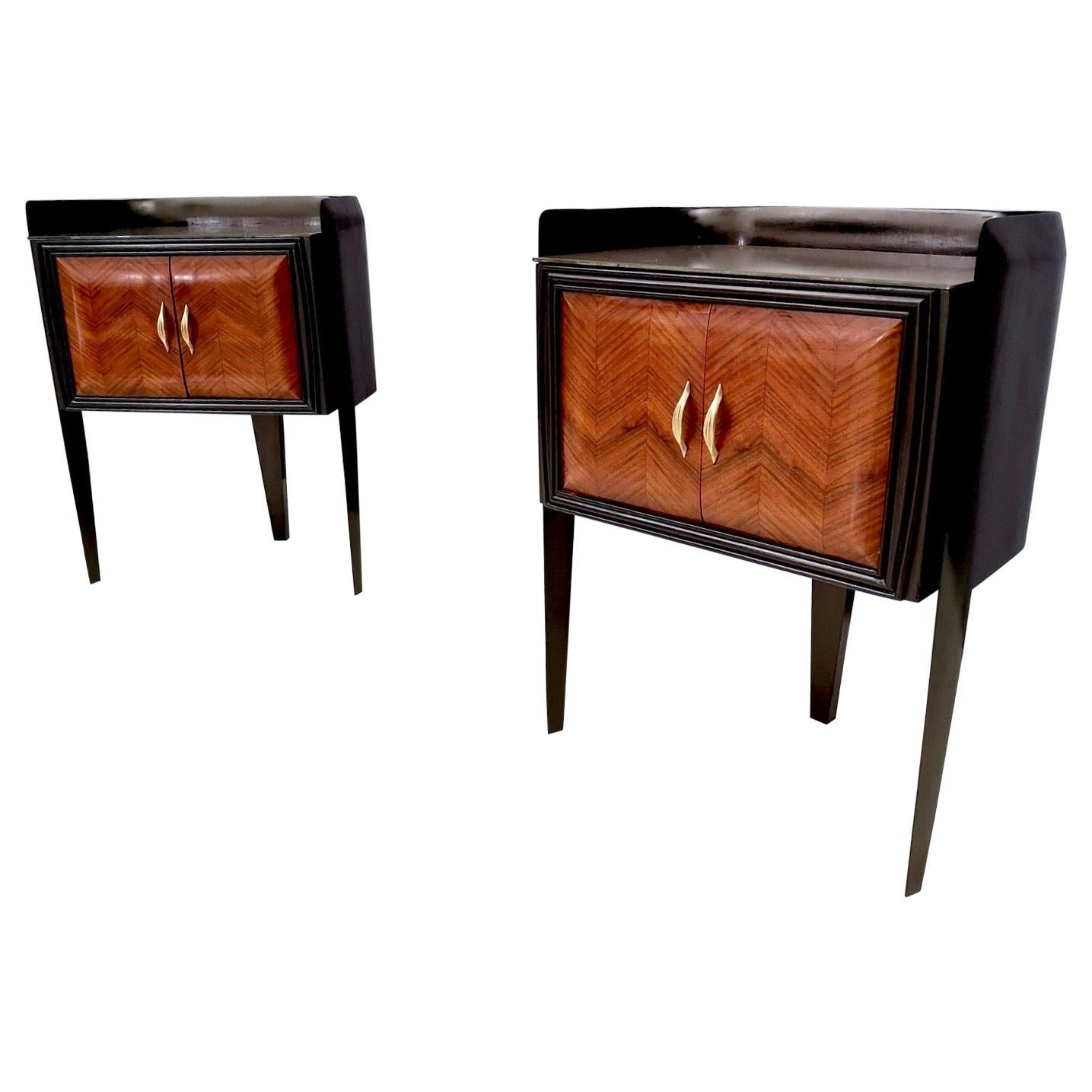Pair of Walnut Nightstands with Engraved Glass Top by Paolo Buffa, Italy 1950s