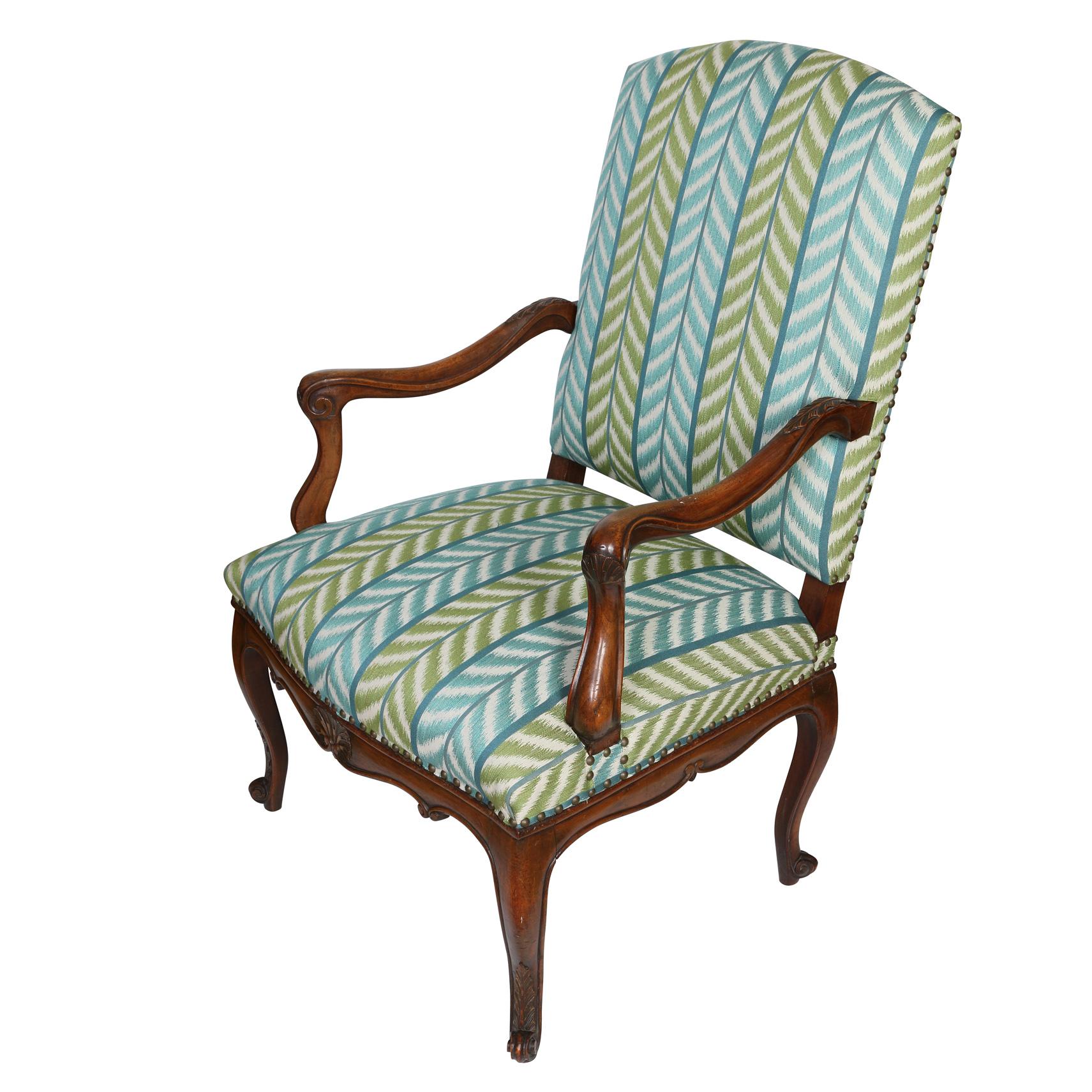 Pair of Walnut Regence Chairs With Quadrille Blue and Green Chevron Upholstery In Good Condition For Sale In Locust Valley, NY