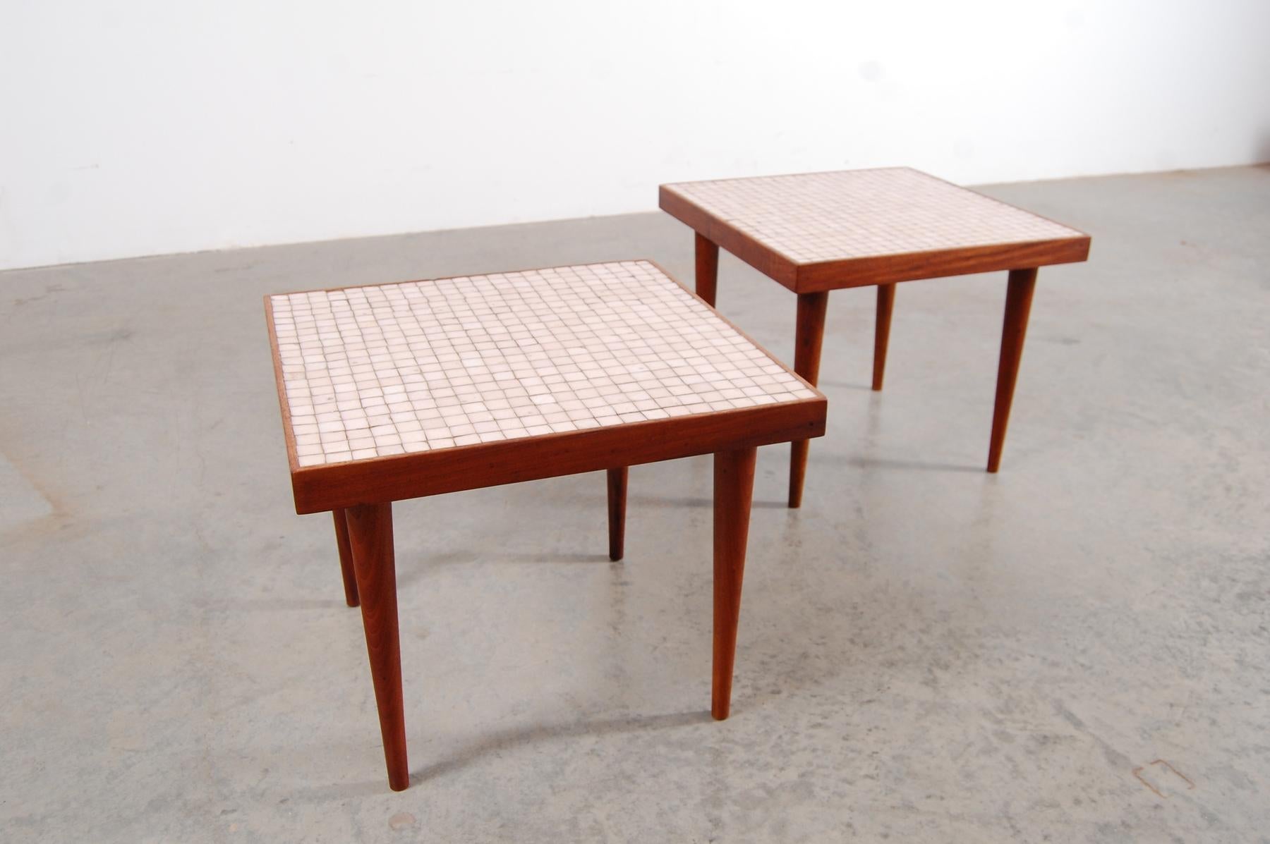 Mid-Century Modern Pair of Walnut Tables with Murano Glass Tile Tops For Sale