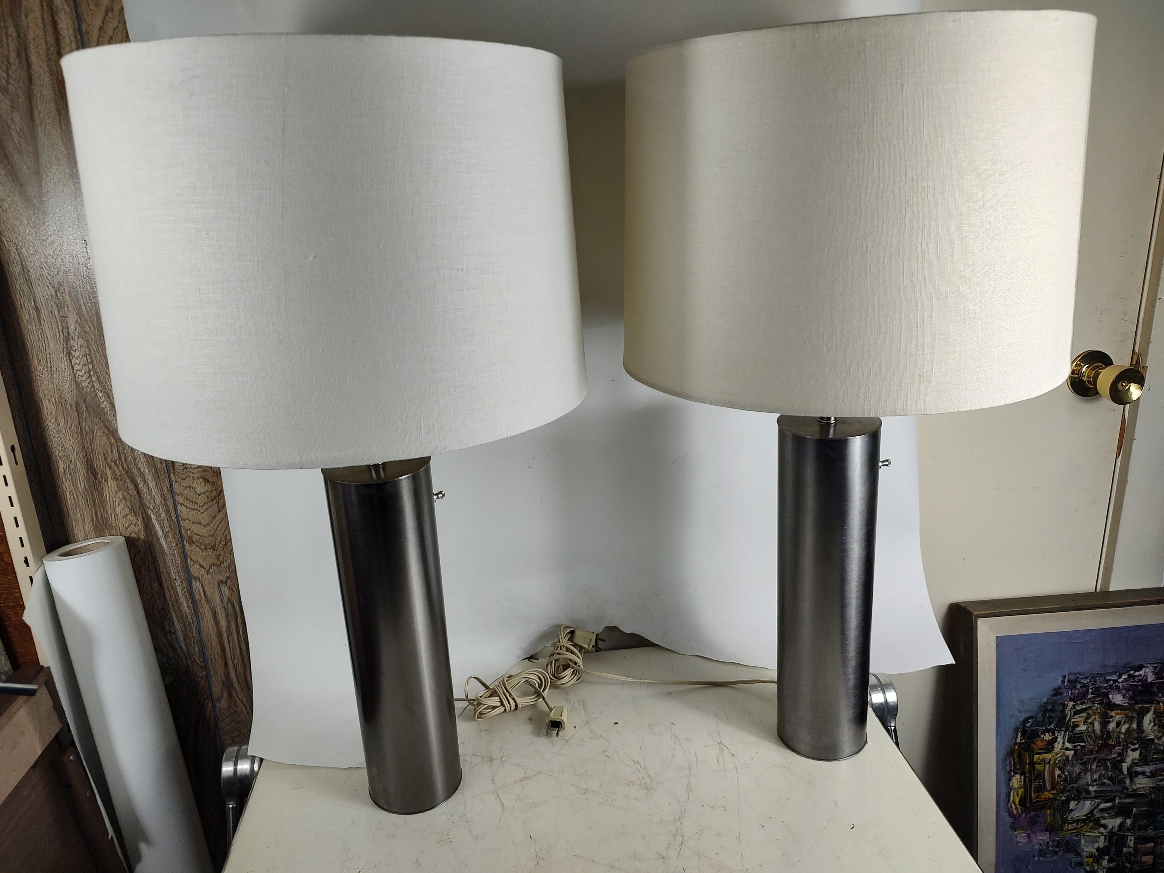 Mid-Century Modern Pair of Walter & Greta Von Neesen Stainless Cylindrical Table Lamps, circa 1965 For Sale