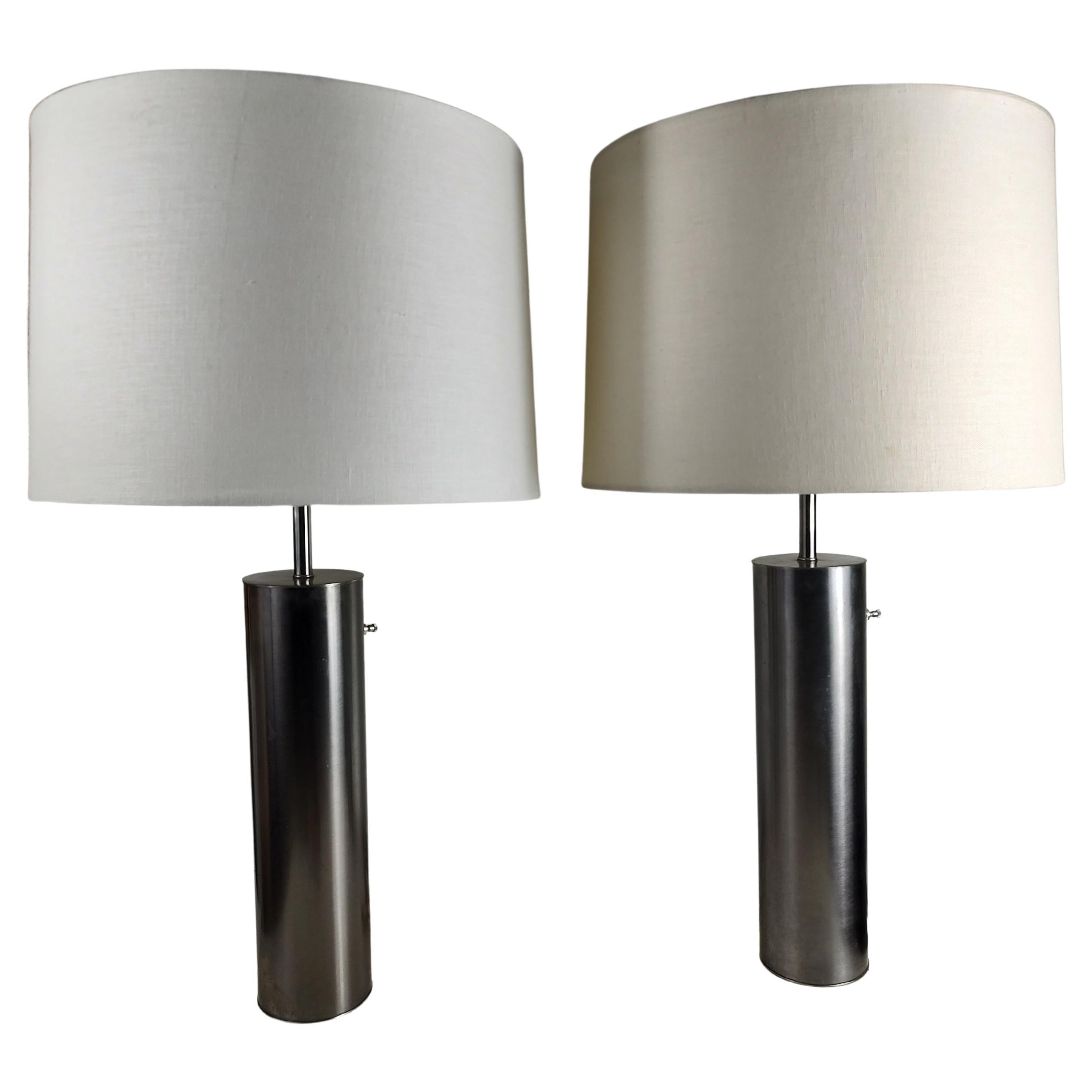 Polished Pair of Walter & Greta Von Neesen Stainless Cylindrical Table Lamps, circa 1965 For Sale