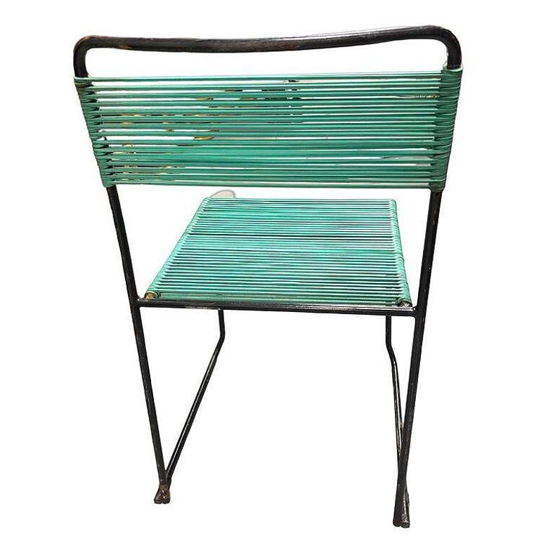 Coppia di sedie da patio per esterni in stile Walter Lamb, in ferro e con corde blu In condizioni ottime in vendita a Van Nuys, CA