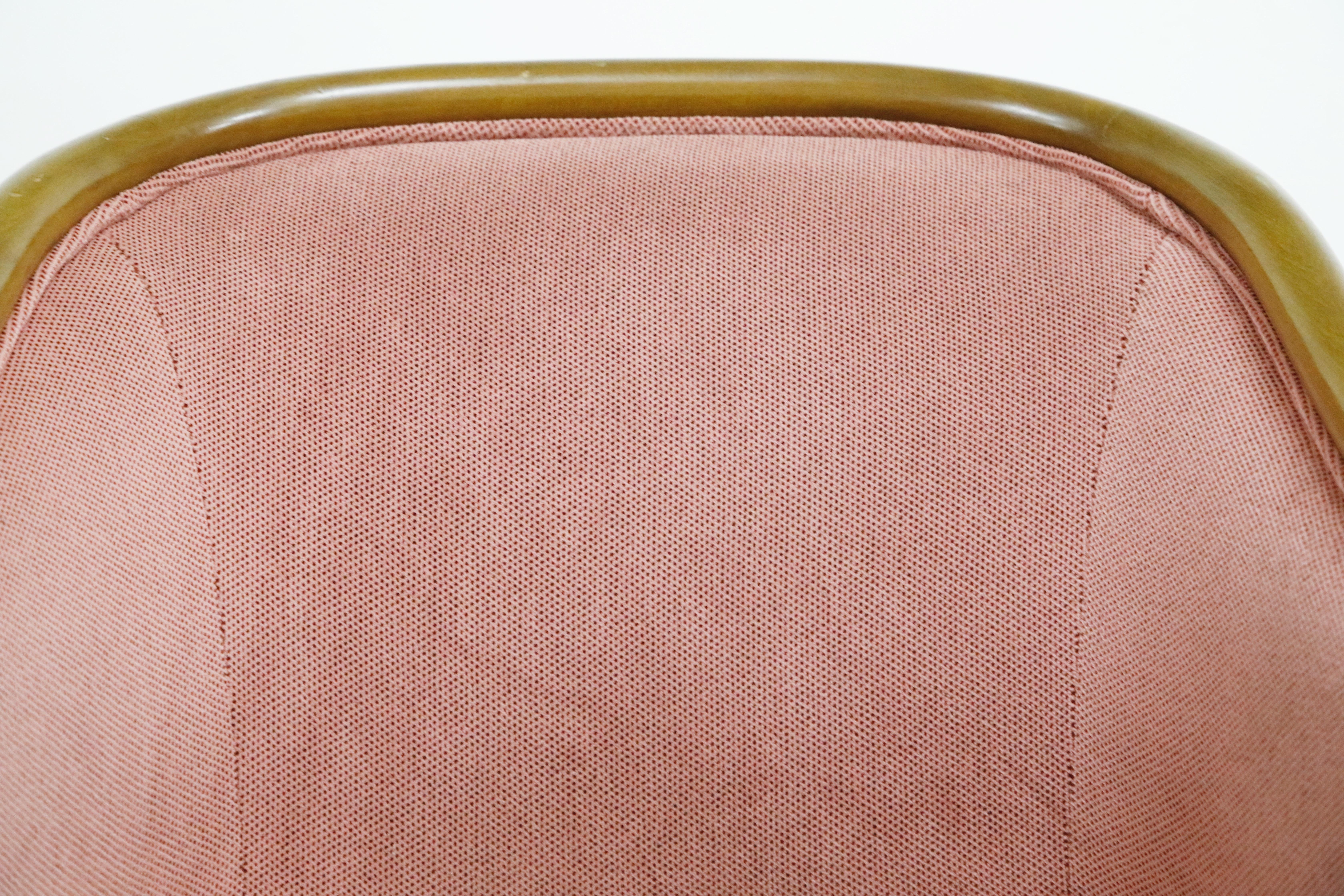 Pair of Ward Bennett for Brickell Associates Pink Velvet Armchairs, circa 1970 6