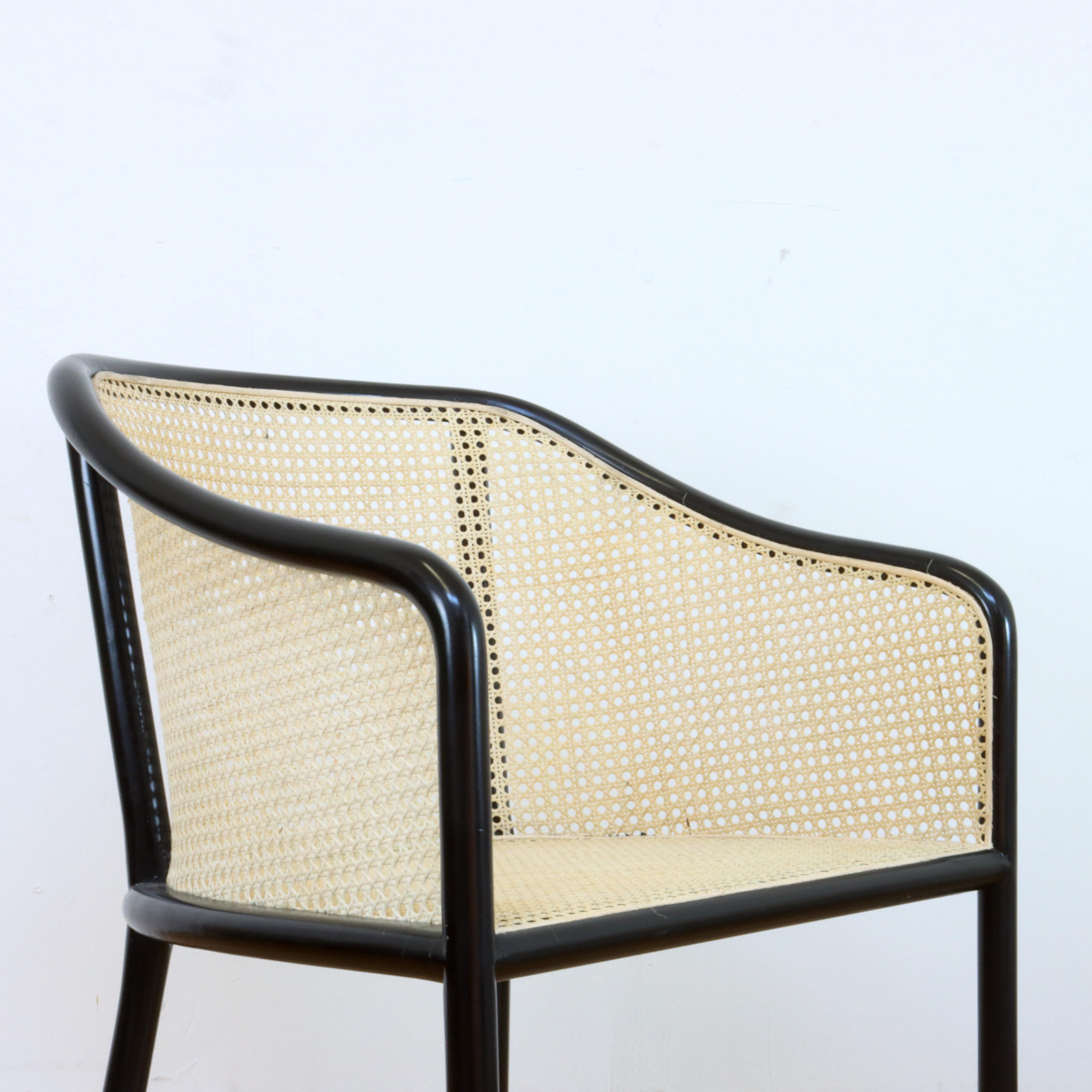 Fin du 20e siècle Paire de fauteuils de salon Landmark de Ward Bennett en vente