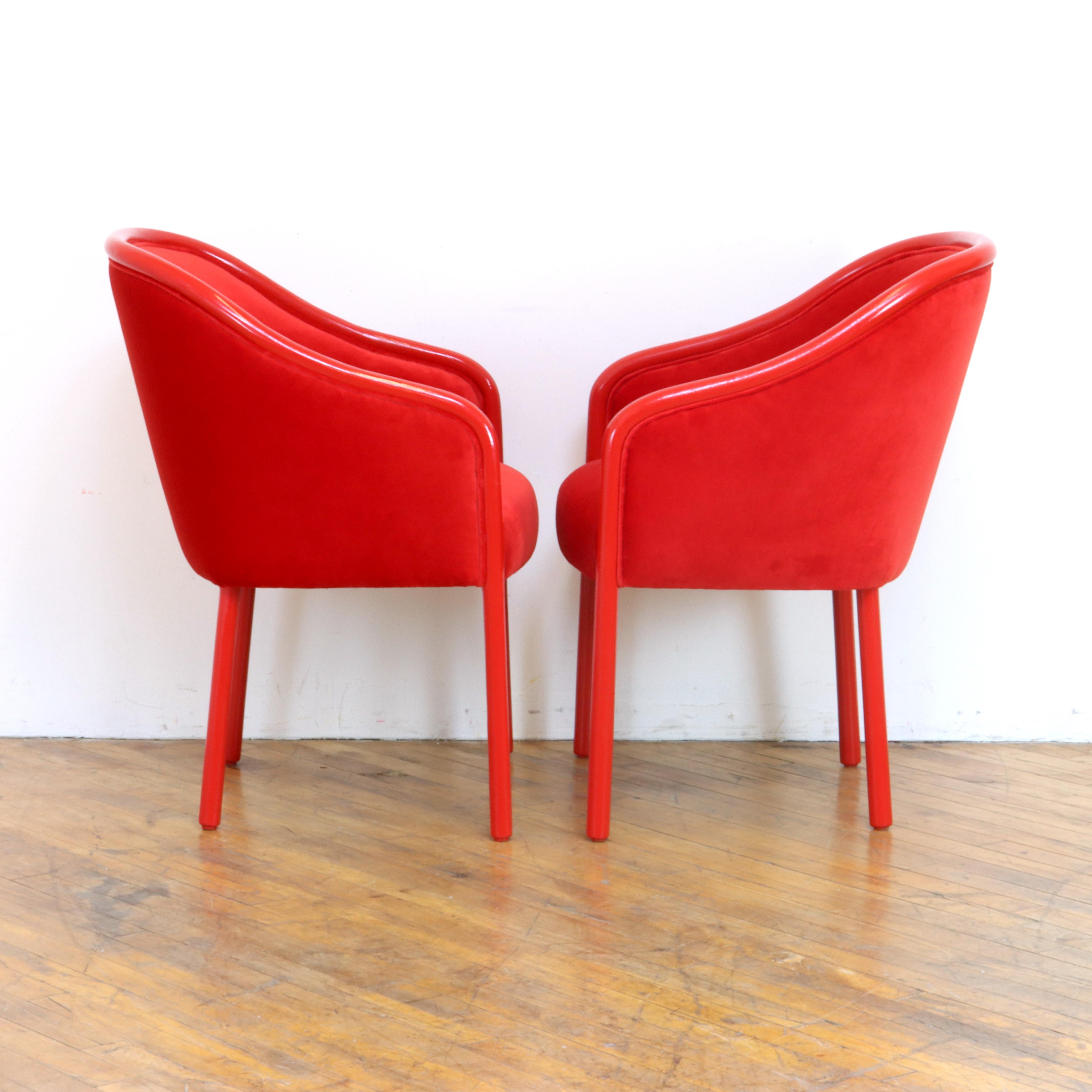 Mid-Century Modern Pair of Ward Bennett Monochrome Barrel Chairs For Sale