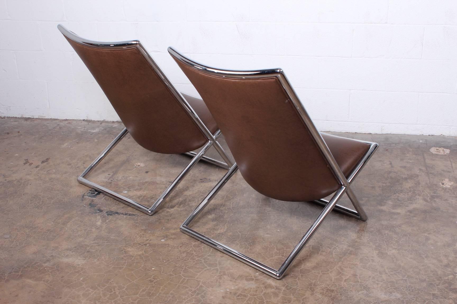 Pair of Ward Bennett Scissor Chairs in Leather 5