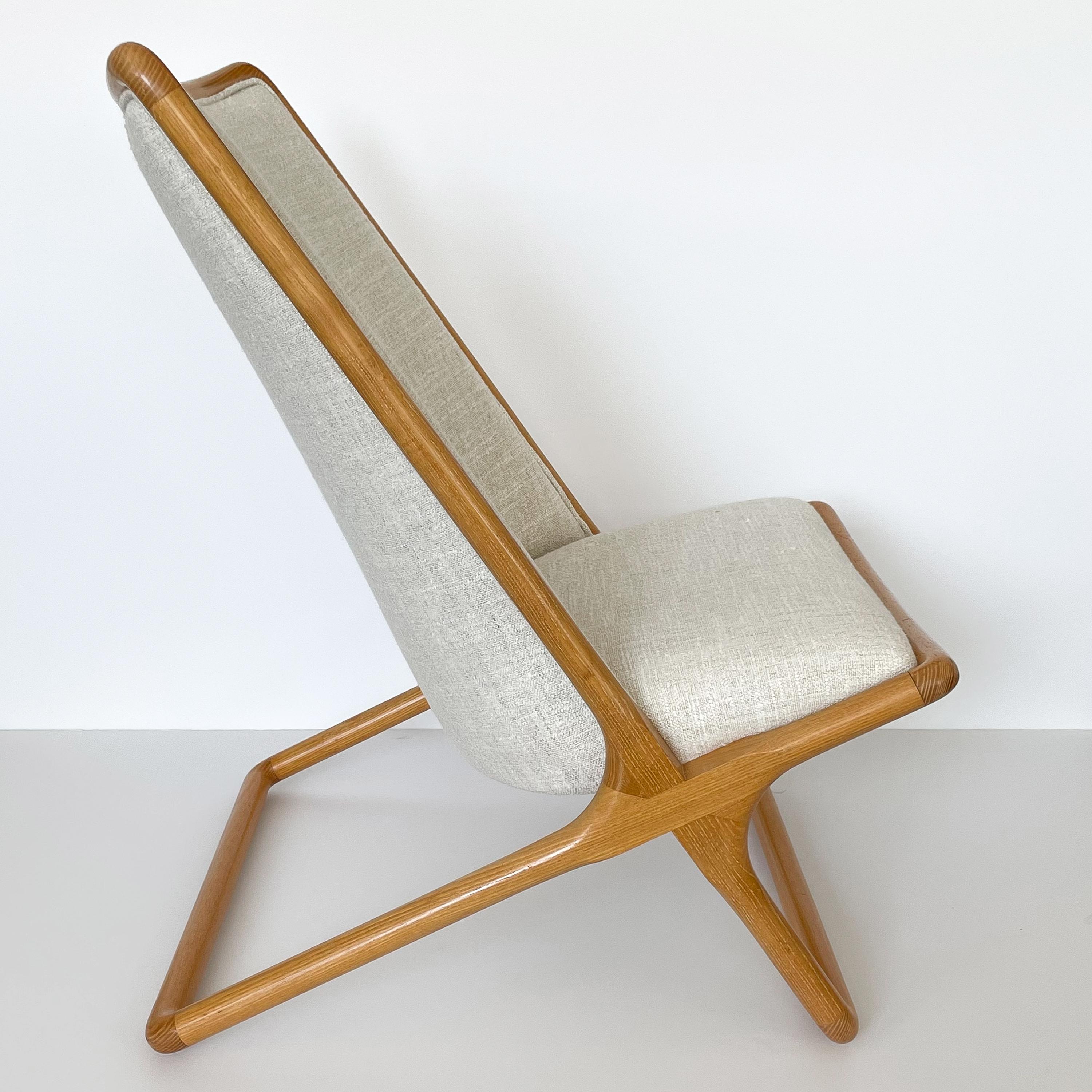 Pair of Ward Bennett Scissor Lounge Chairs in Ash 9