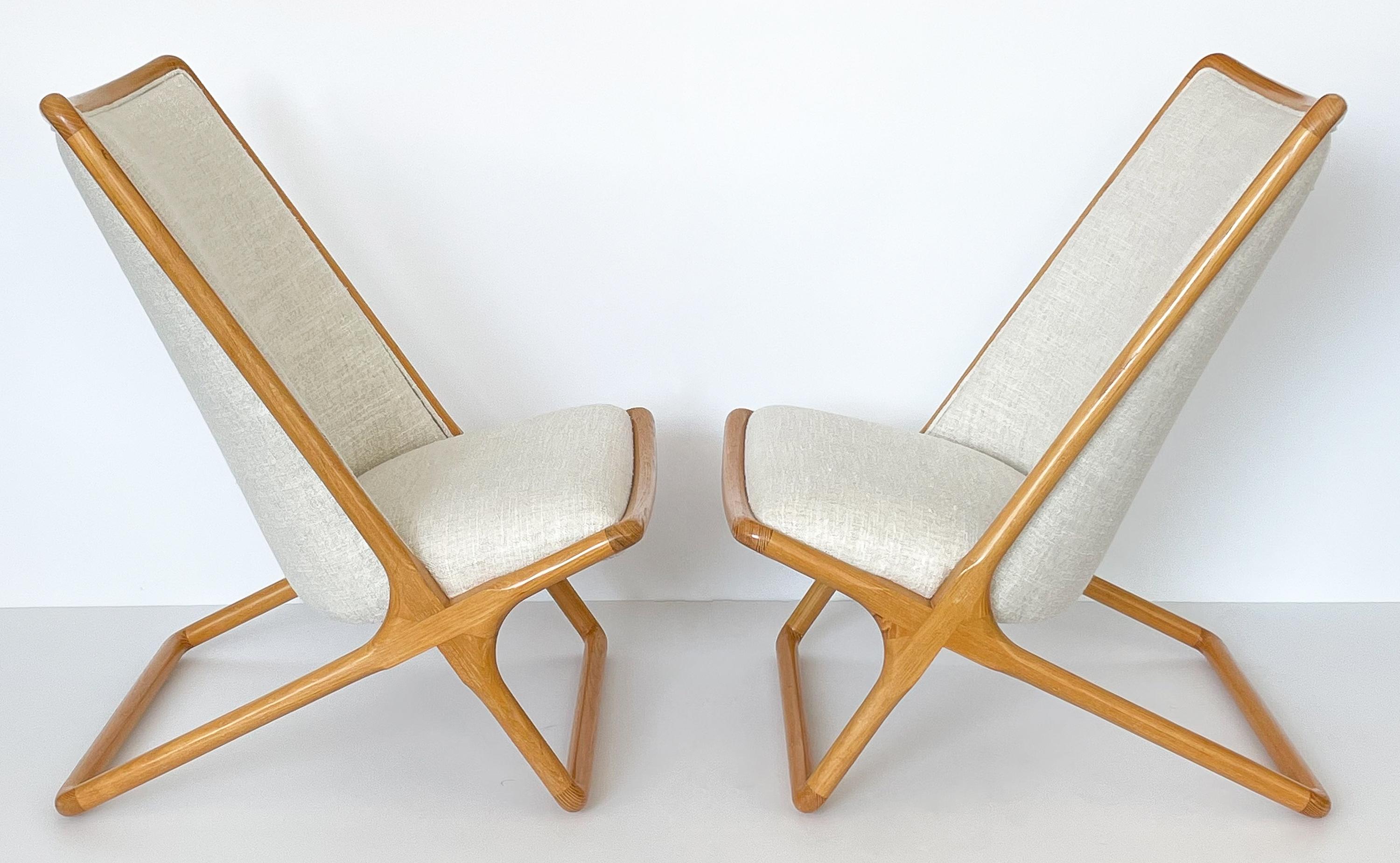 American Pair of Ward Bennett Scissor Lounge Chairs in Ash