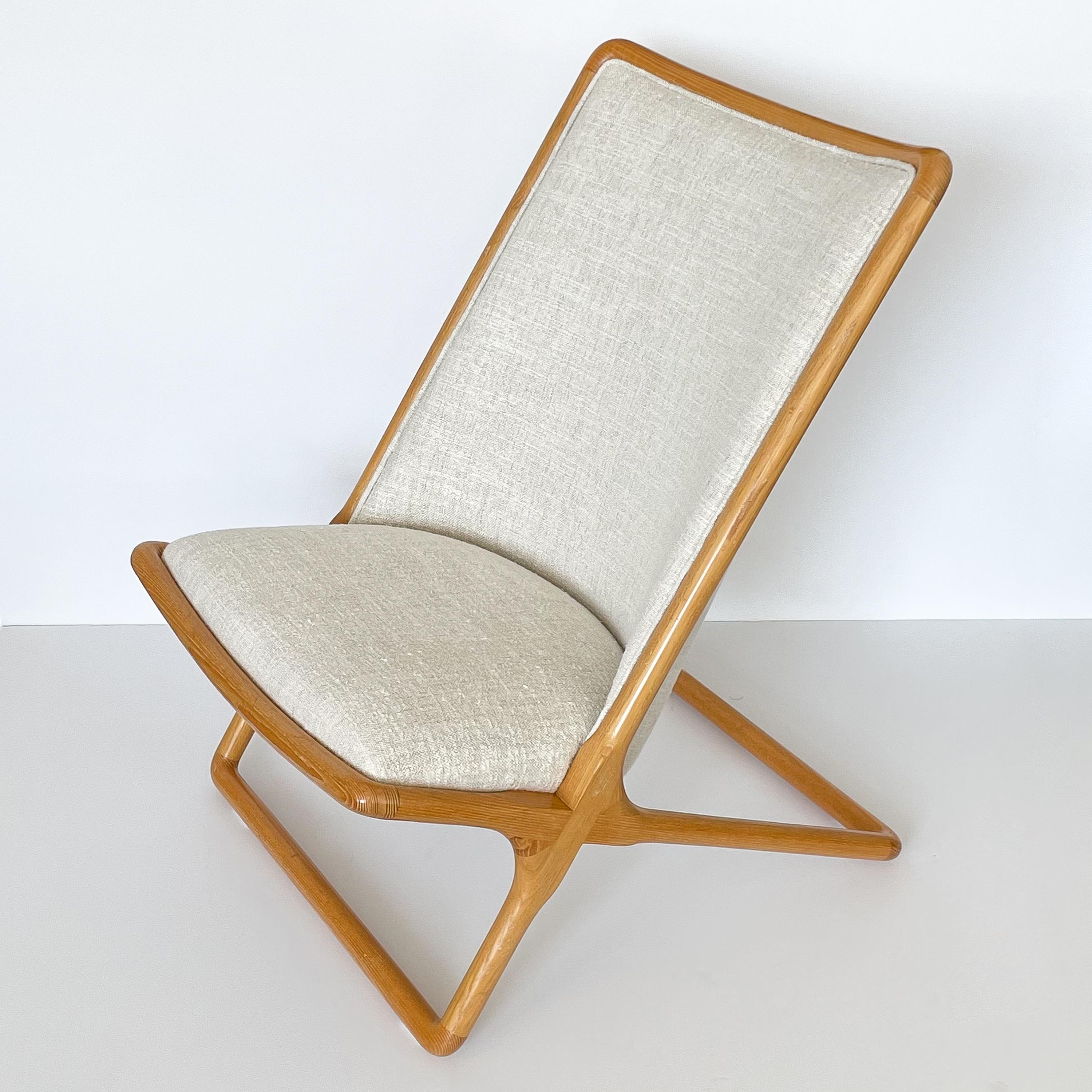 Pair of Ward Bennett Scissor Lounge Chairs in Ash 2