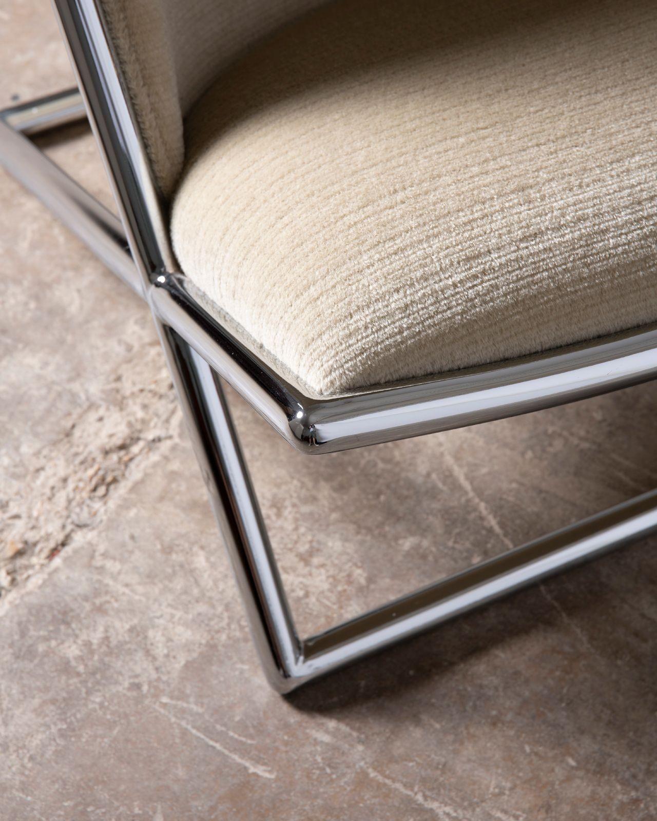 Pair of Ward Bennett Scissor Lounge Chairs in Chrome with Original Taupe Mohair in vendita 4
